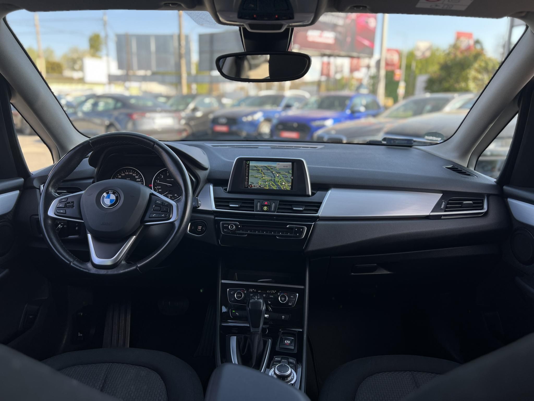 BMW 218i Advantage (Automata) Active Tourer 70e km. tempomat. ülésfűtés. keyless. kamera. 2 gyári kulcs!
