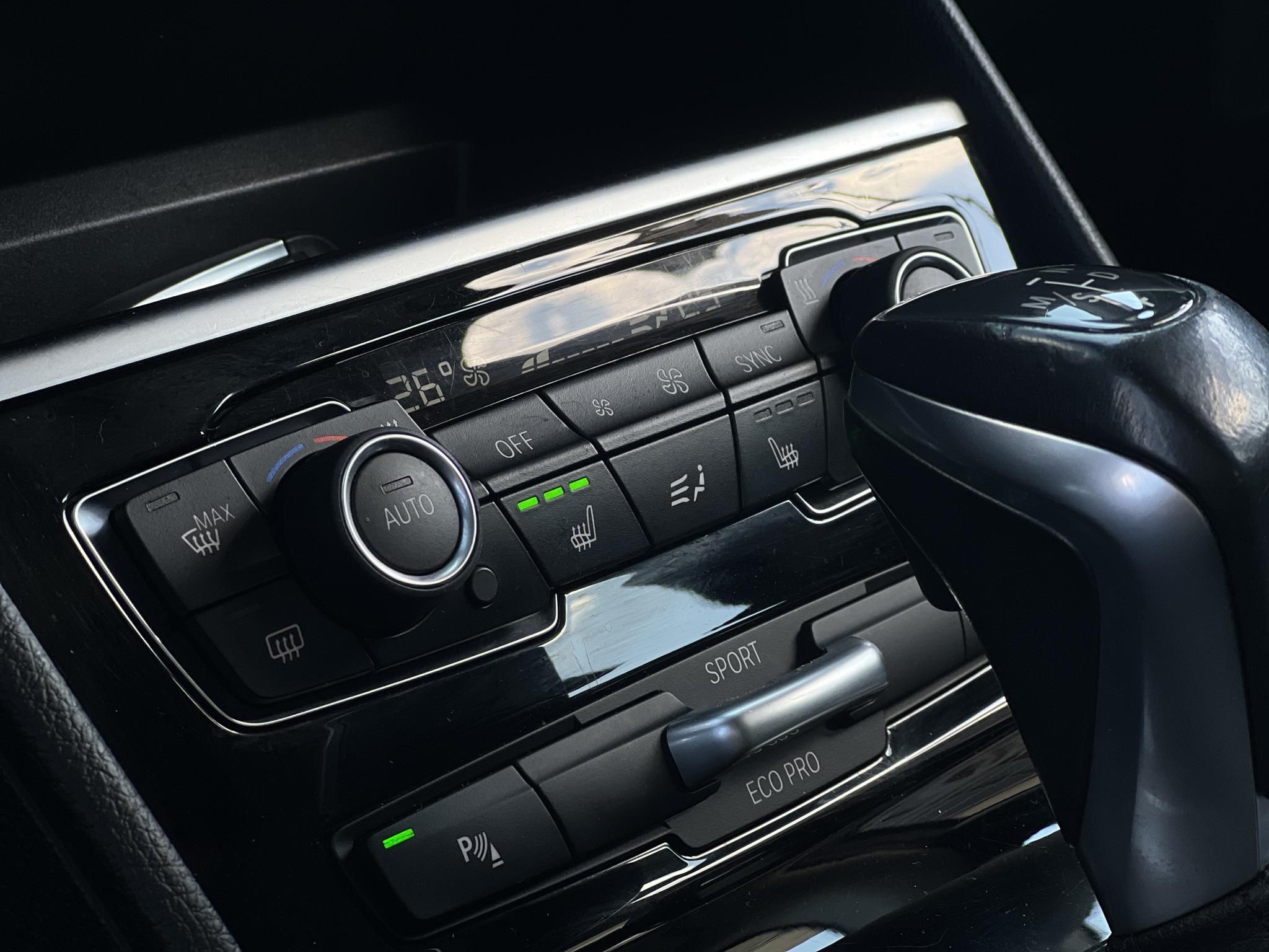 BMW 218i Advantage (Automata) Active Tourer 70e km. tempomat. ülésfűtés. keyless. kamera. 2 gyári kulcs!