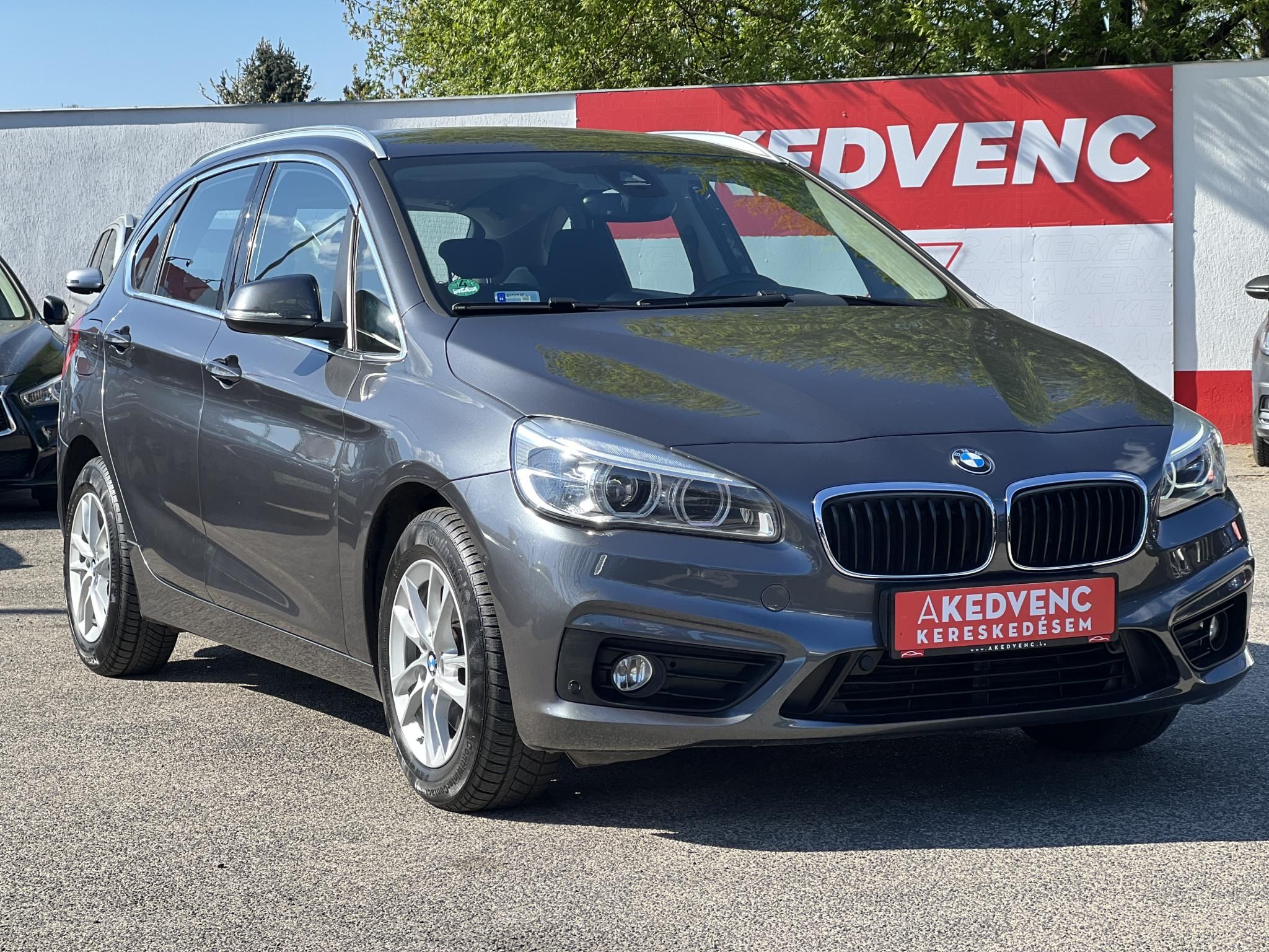 BMW 218i Advantage (Automata) Active Tourer 70e km. tempomat. ülésfűtés. keyless. kamera. 2 gyári kulcs!