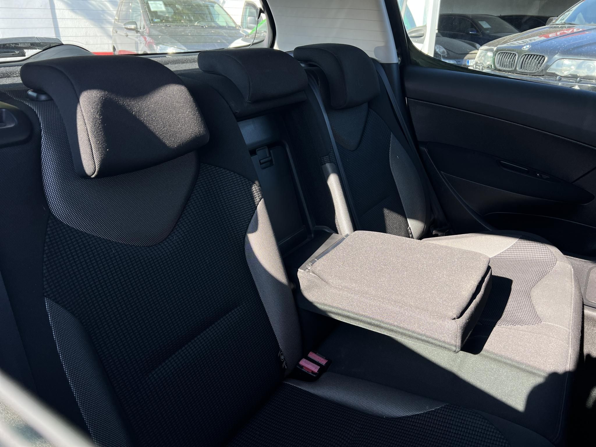 PEUGEOT 308 1.6 e-HDi Active Magyarországi. vezérlés cserélve. friss műszaki vizsga!