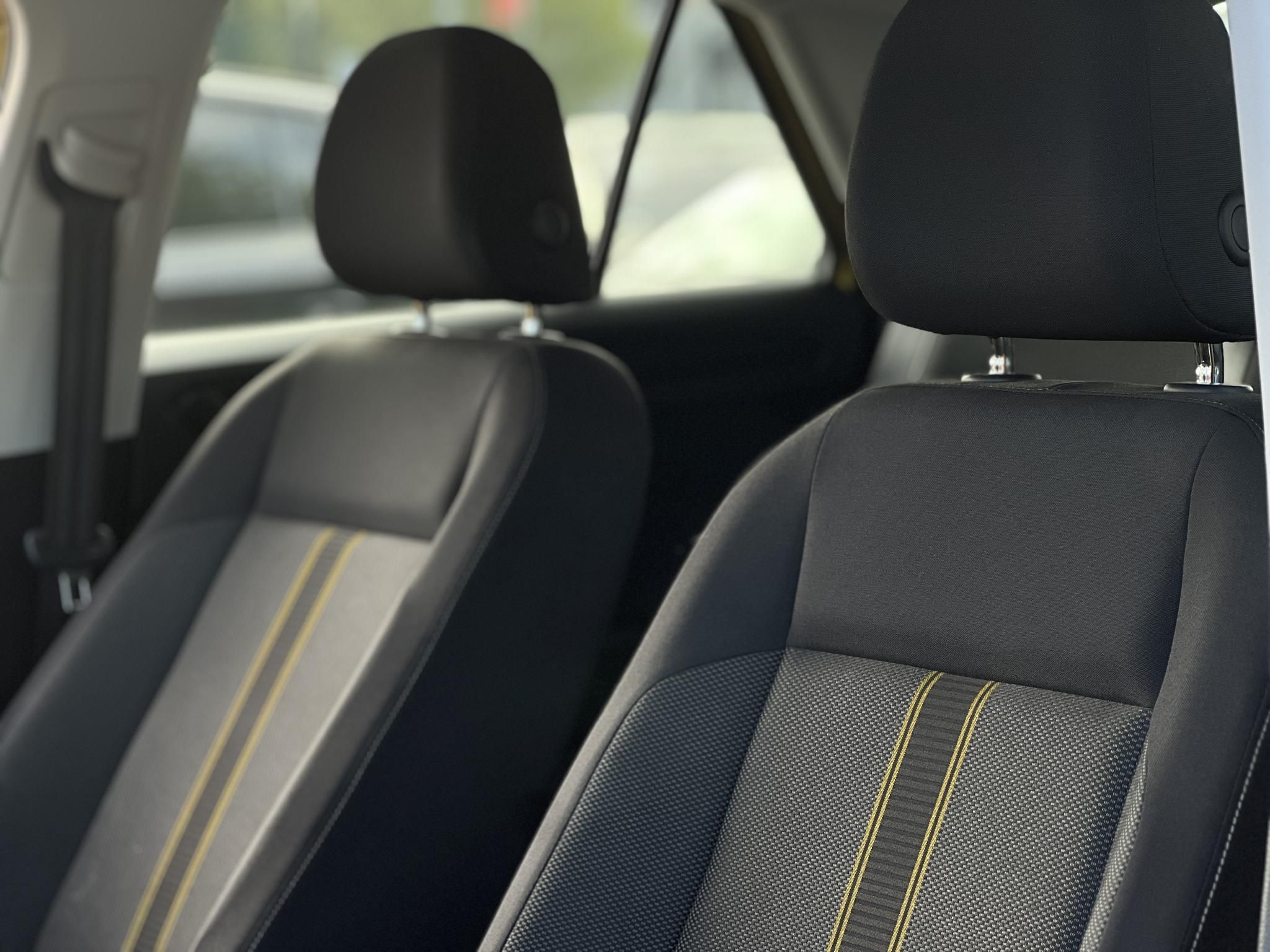 VOLKSWAGEN T-ROC 1.5 TSI ACT Style DSG 140e km. M.-o.i. távolságtartó. sávtartó. navigáció. ülésfűtés. CARPLAY!