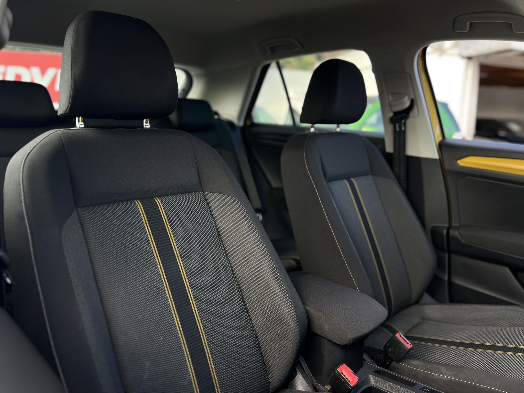 VOLKSWAGEN T-ROC 1.5 TSI ACT Style DSG 140e km. M.-o.i. távolságtartó. sávtartó. navigáció. ülésfűtés. CARPLAY!