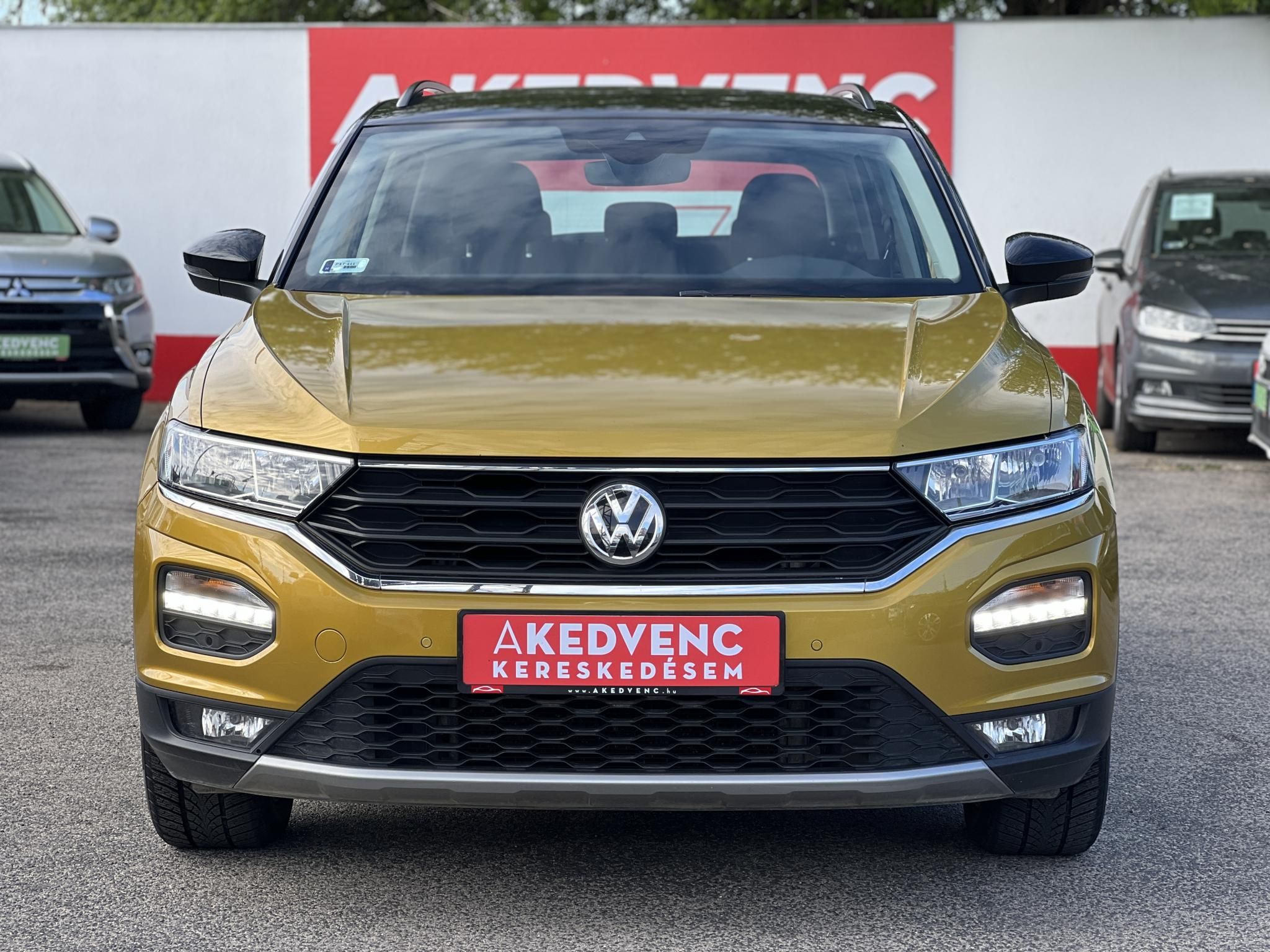 VOLKSWAGEN T-ROC 1.5 TSI ACT Style DSG 140e km. M.-o.i. távolságtartó. sávtartó. navigáció. ülésfűtés. CARPLAY!