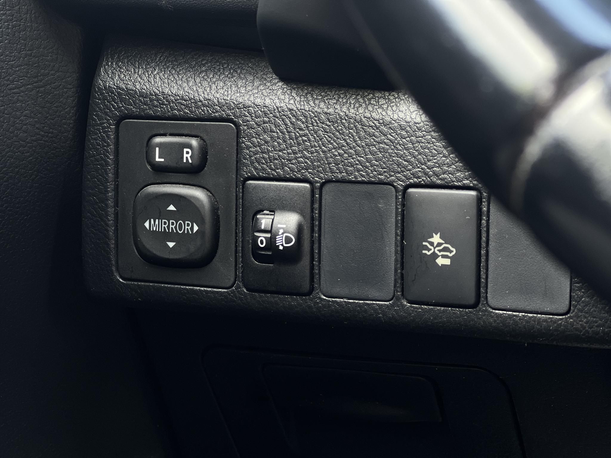 TOYOTA AURIS Touring Sports 1.8 HSD Selection (Automata)