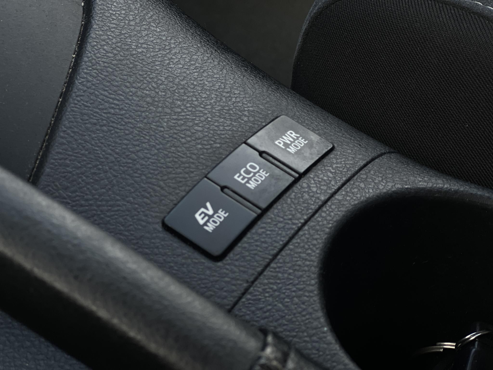 TOYOTA AURIS Touring Sports 1.8 HSD Selection (Automata)