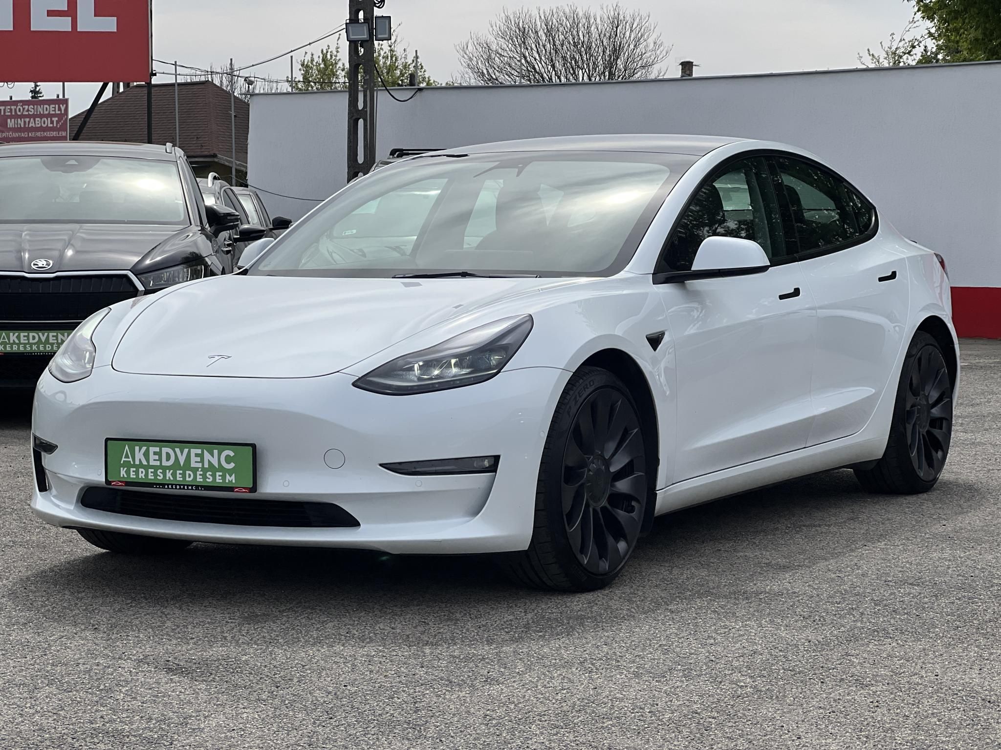 TESLA MODEL 3 Performance AWD (Automata) MÁTRIX LED. hőszivattyú. garanciális!