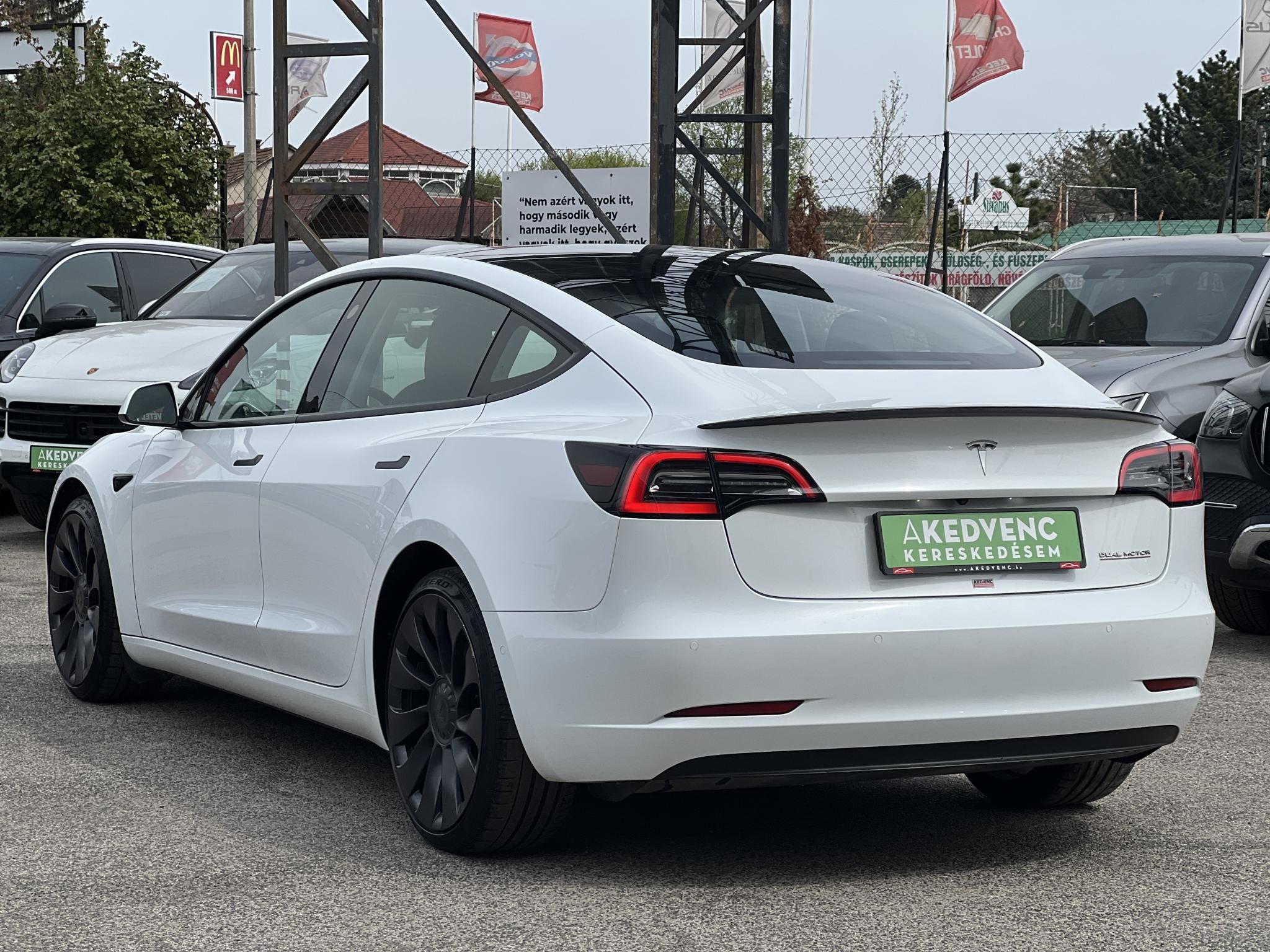 TESLA MODEL 3 Performance AWD (Automata) MÁTRIX LED. hőszivattyú. garanciális!