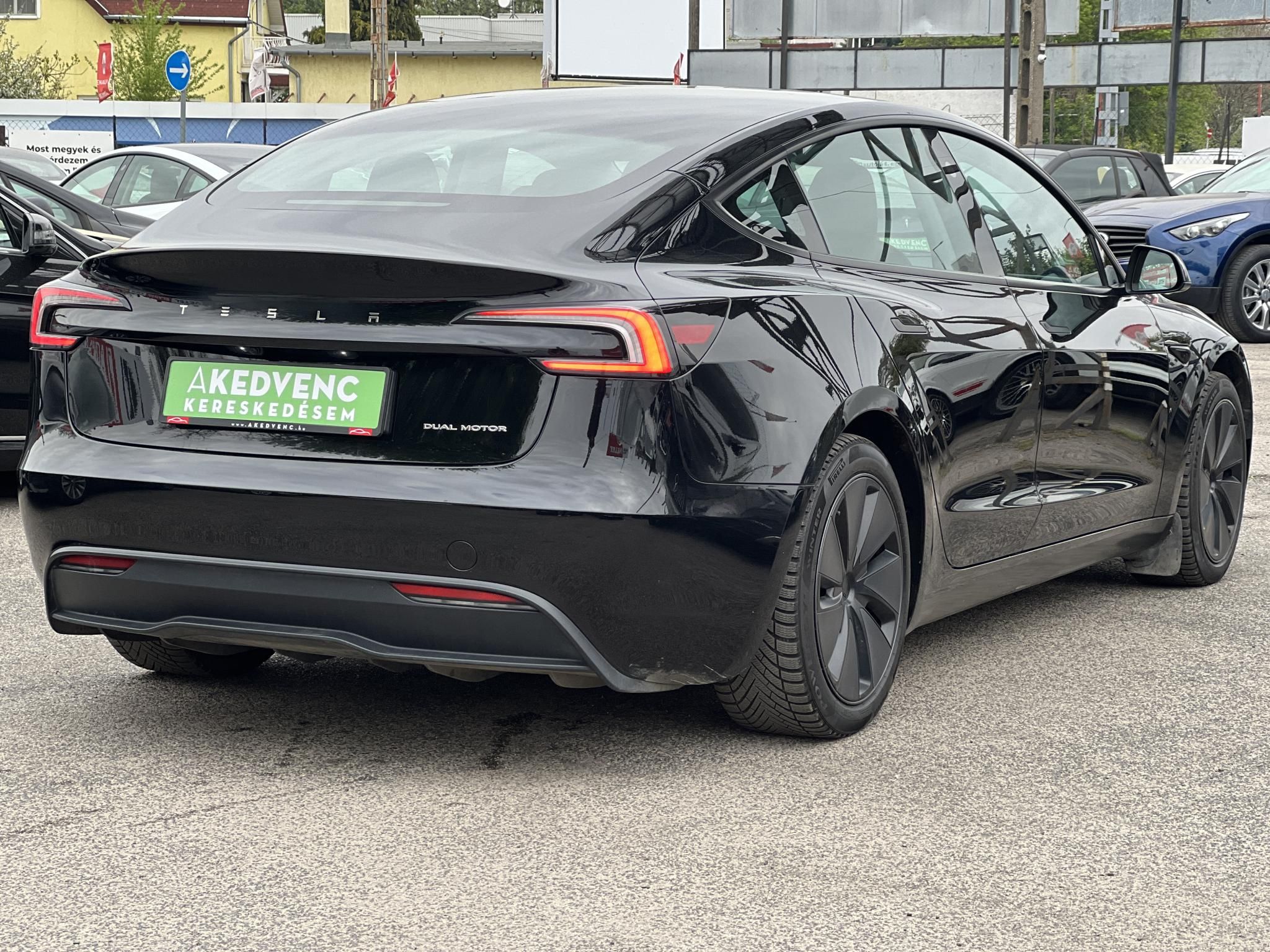 TESLA MODEL 3 Long Range AWD (Automata) HIGHLAND. EAP! LED mátrix. gyári garancia 2031-ig!