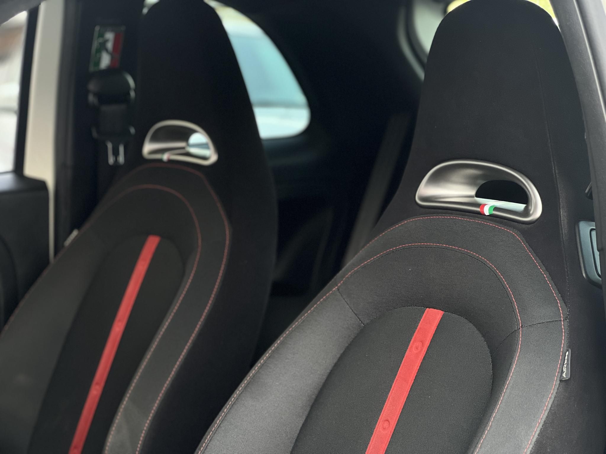 ABARTH 500 1.4 76e km. akrapovic. digitklíma. rendszeresen karbantartott!