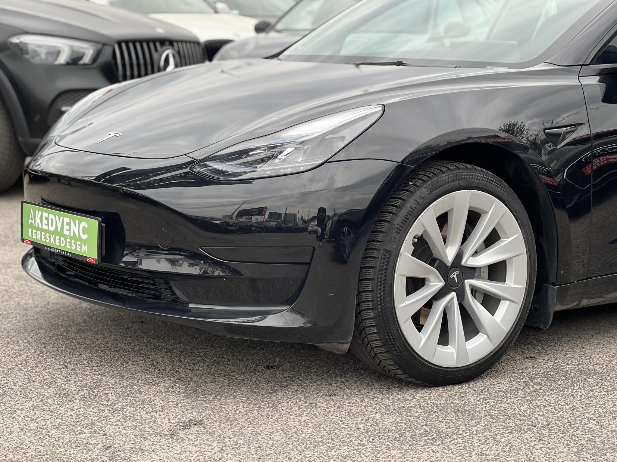 TESLA MODEL 3 RWD (Automata) 36e km. Ryzen. 19 sport felni. 2030-ig gyári garancia!