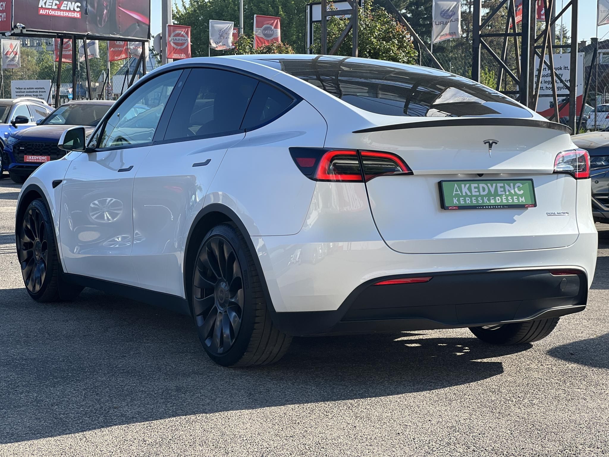 TESLA MODEL Y Performance AWD (Automata) 57e km. EAP. AMD Ryzen. mátrix LED. hőszivattyú. 21-es Überturbine felnikkel
