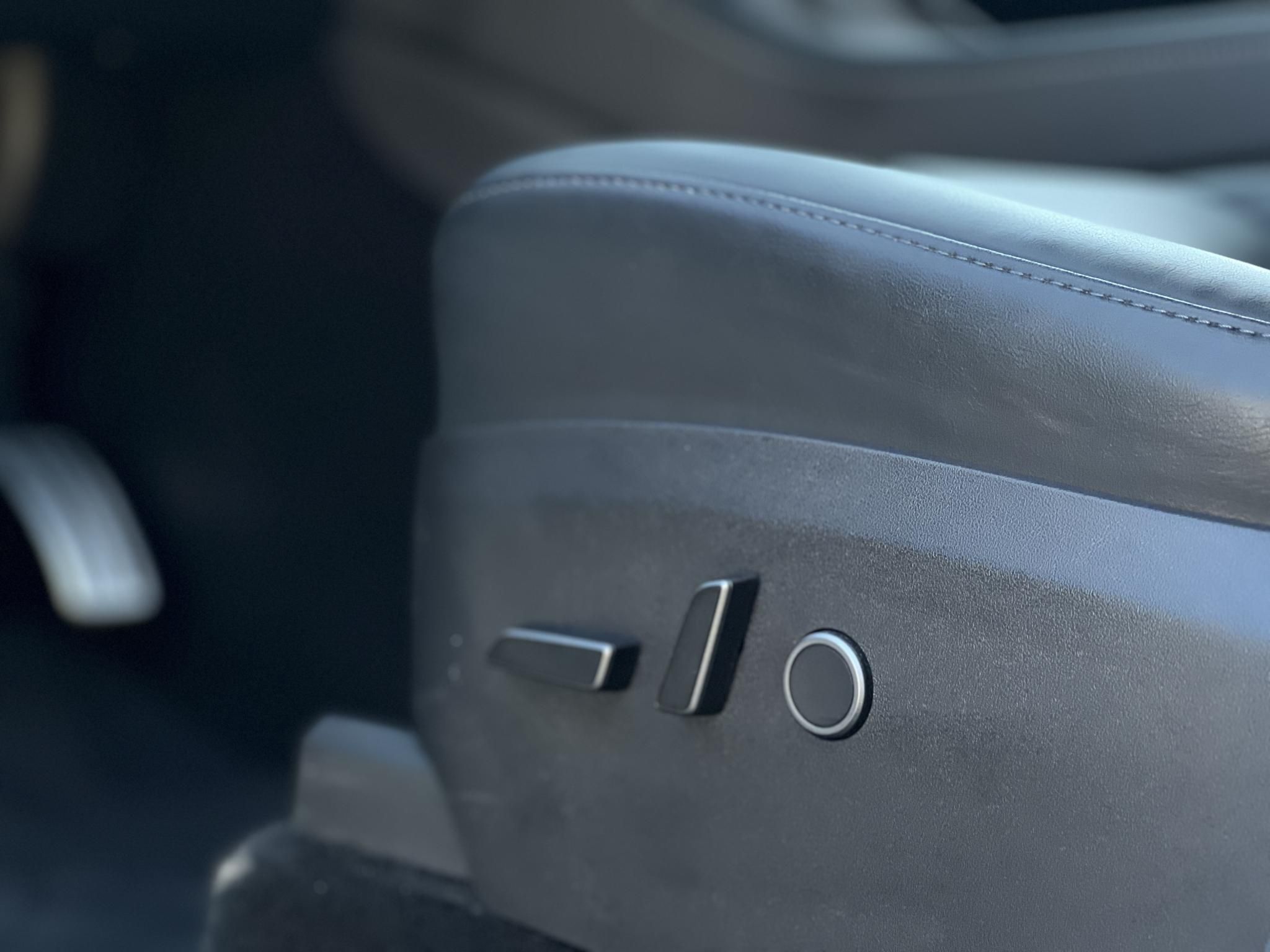 TESLA MODEL Y Performance AWD (Automata)