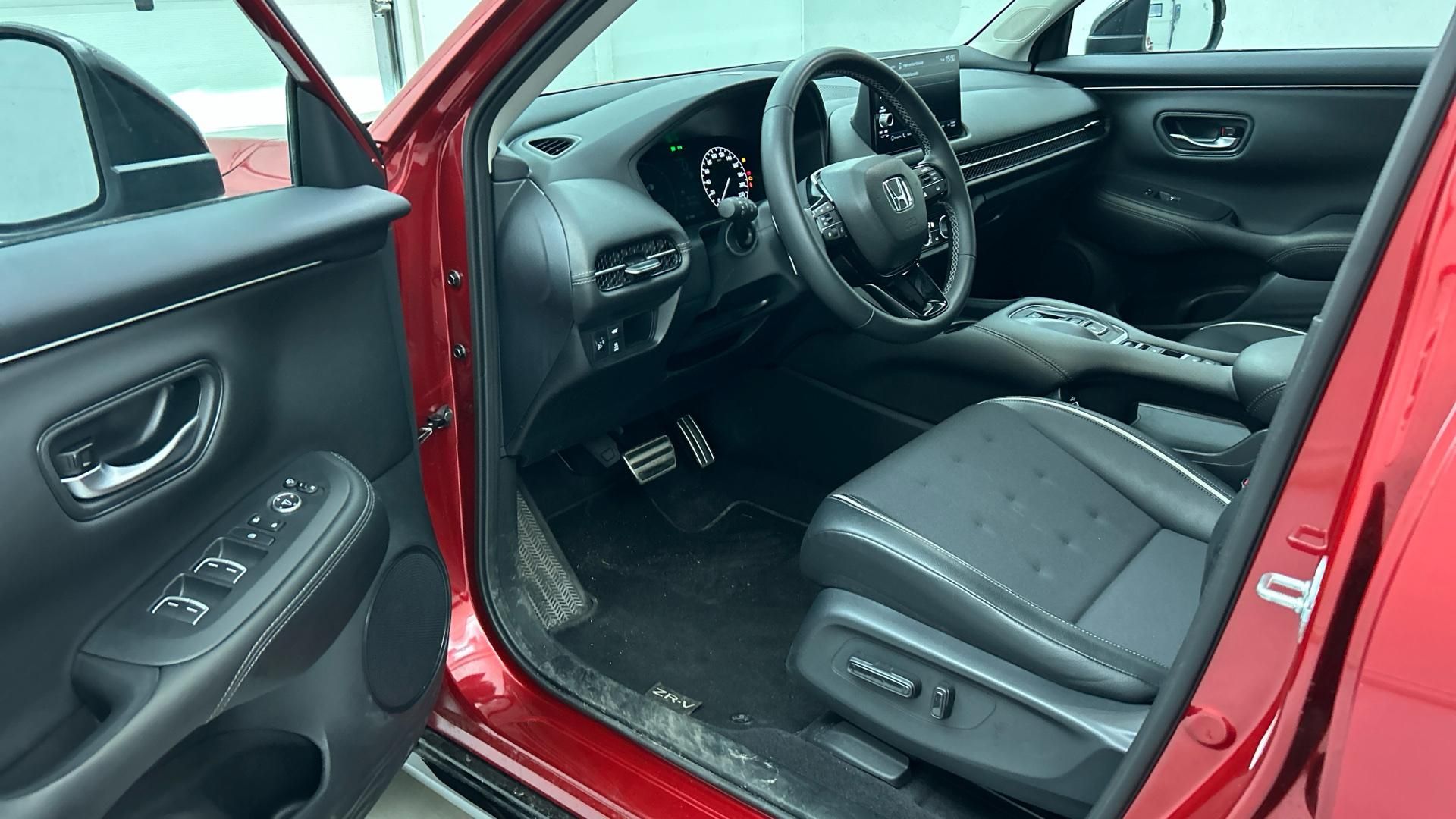 HONDA ZR-V 2.0 i-MMD Hybrid Sport eCVT 9e km. 5 literes fogyasztás. wireless carplay!