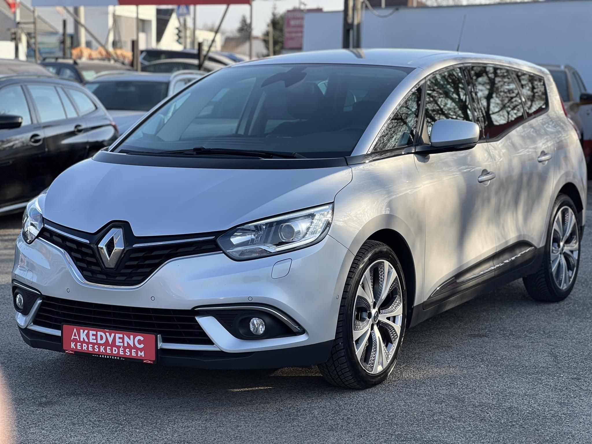 RENAULT GRAND SCENIC Scénic 1.7 Blue dCi Intens EDC (7 személyes ) Carplay. Tolatókamera. tempomat