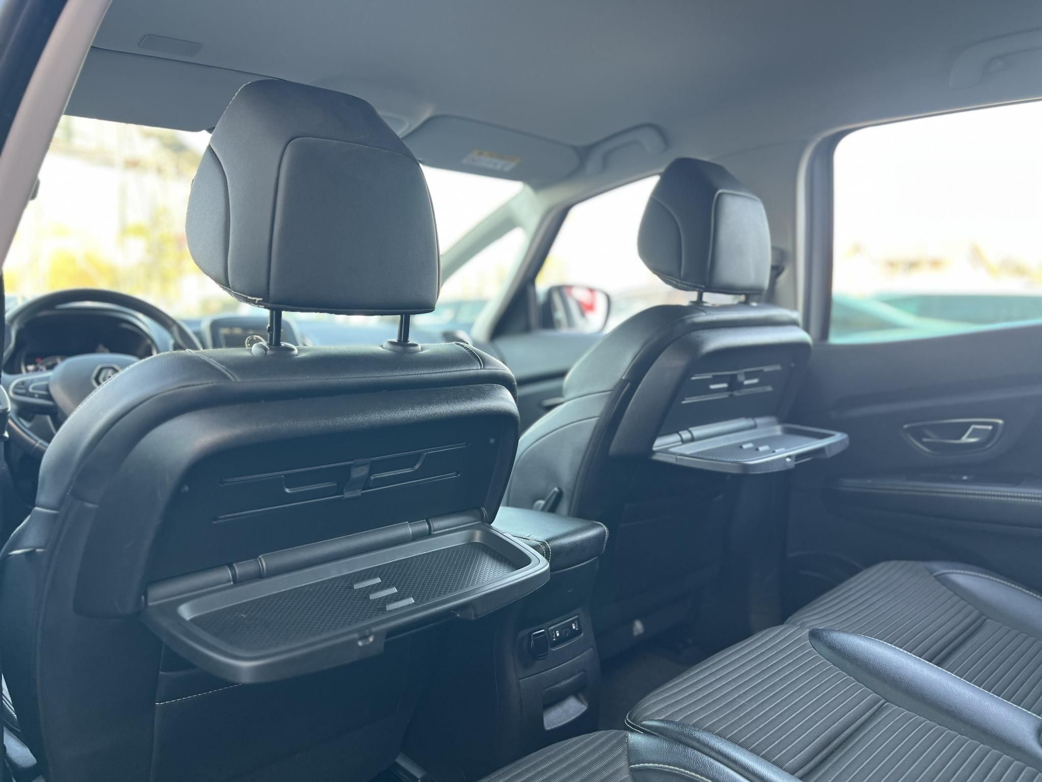 RENAULT GRAND SCENIC Scénic 1.7 Blue dCi Intens EDC (7 személyes ) Carplay. Tolatókamera. tempomat