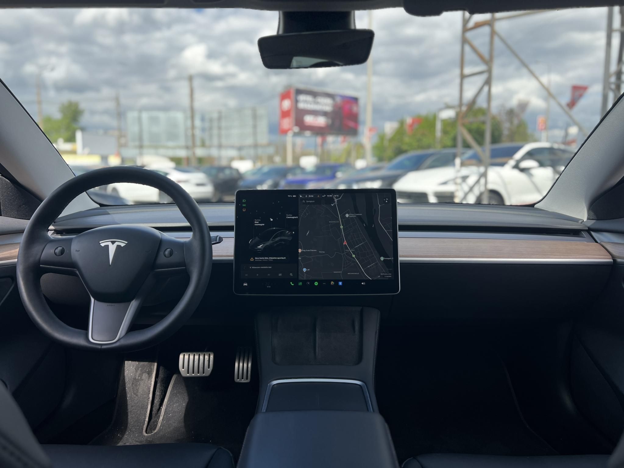 TESLA MODEL 3 Performance AWD (Automata) Mátrix LED. Hőszivattyús. gyári garanciális 2029-ig