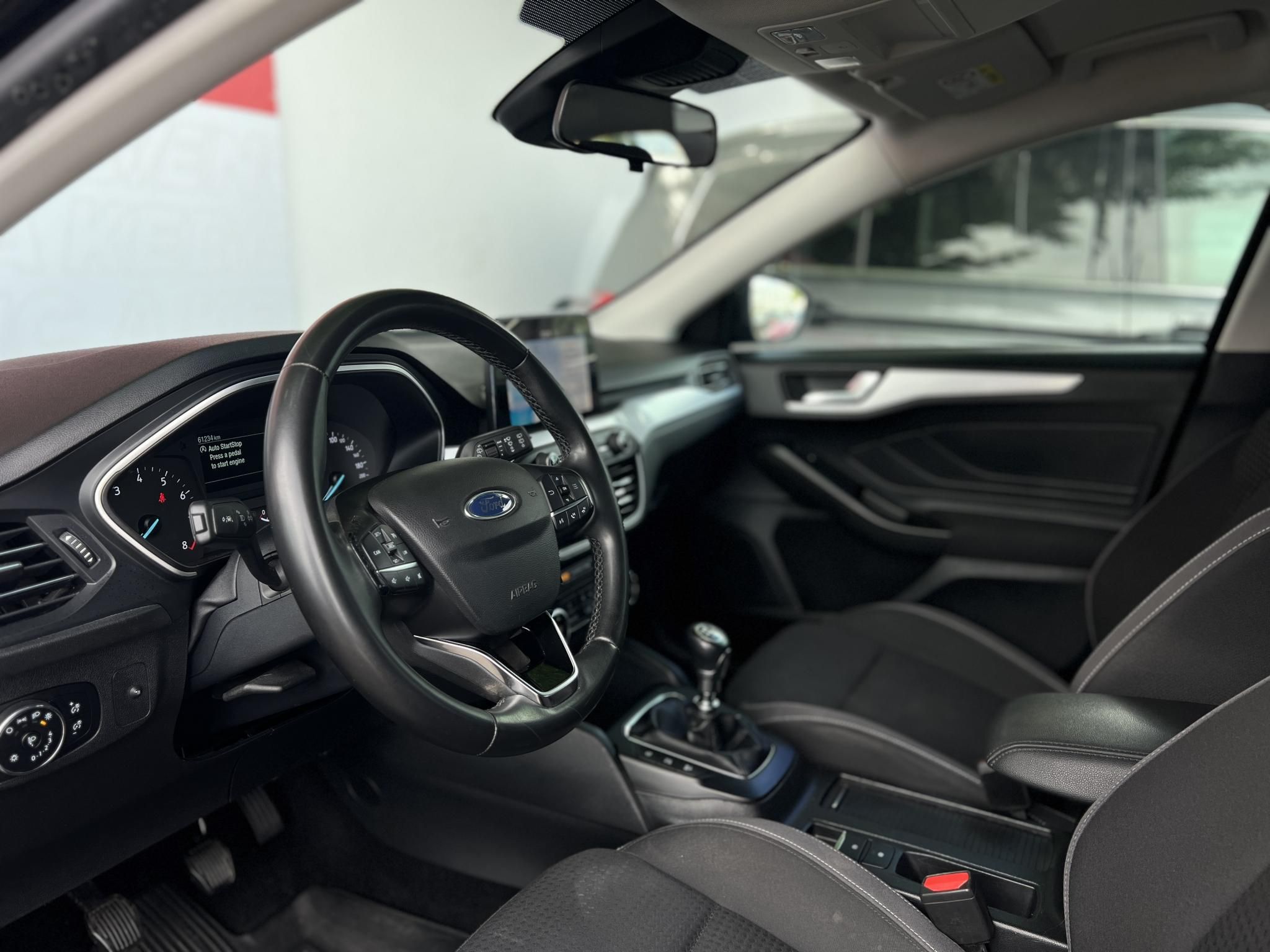 FORD FOCUS 1.0 EcoBoost Trend Magyarországi. Márkaszervizelt. Legjobb áron!