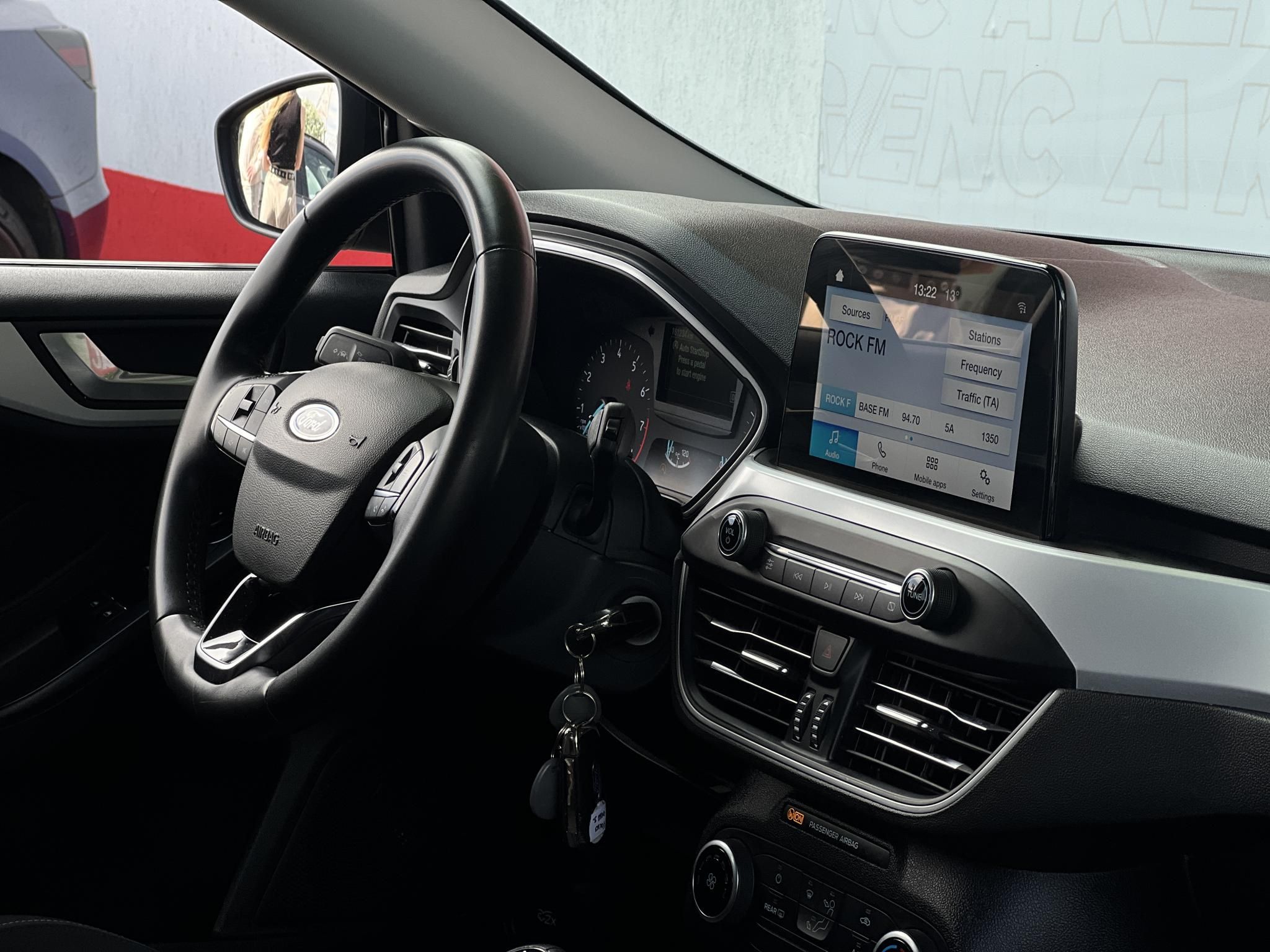 FORD FOCUS 1.0 EcoBoost Trend Magyarországi. Márkaszervizelt. Legjobb áron!