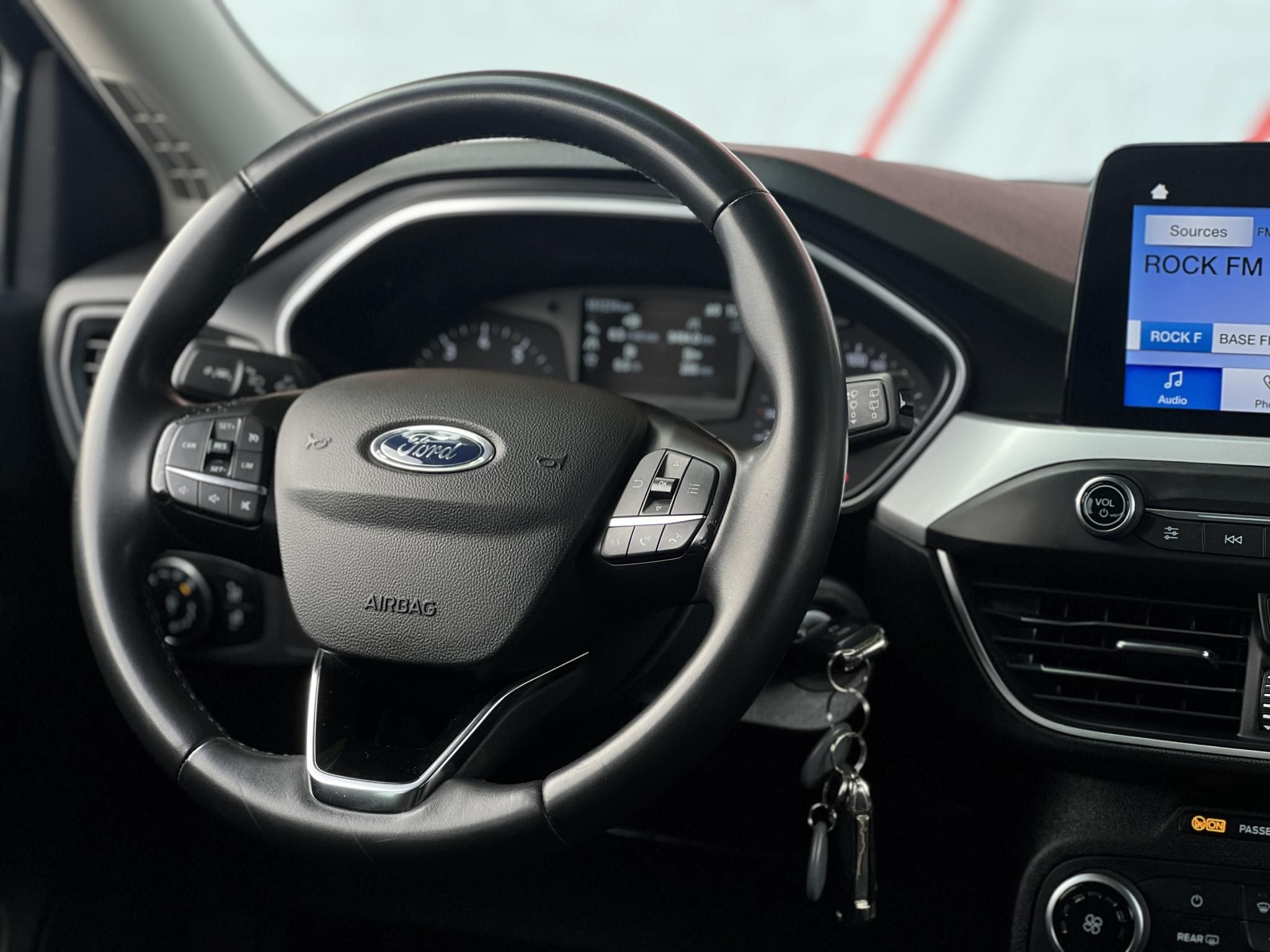 FORD FOCUS 1.0 EcoBoost Trend Magyarországi. Márkaszervizelt. Legjobb áron!