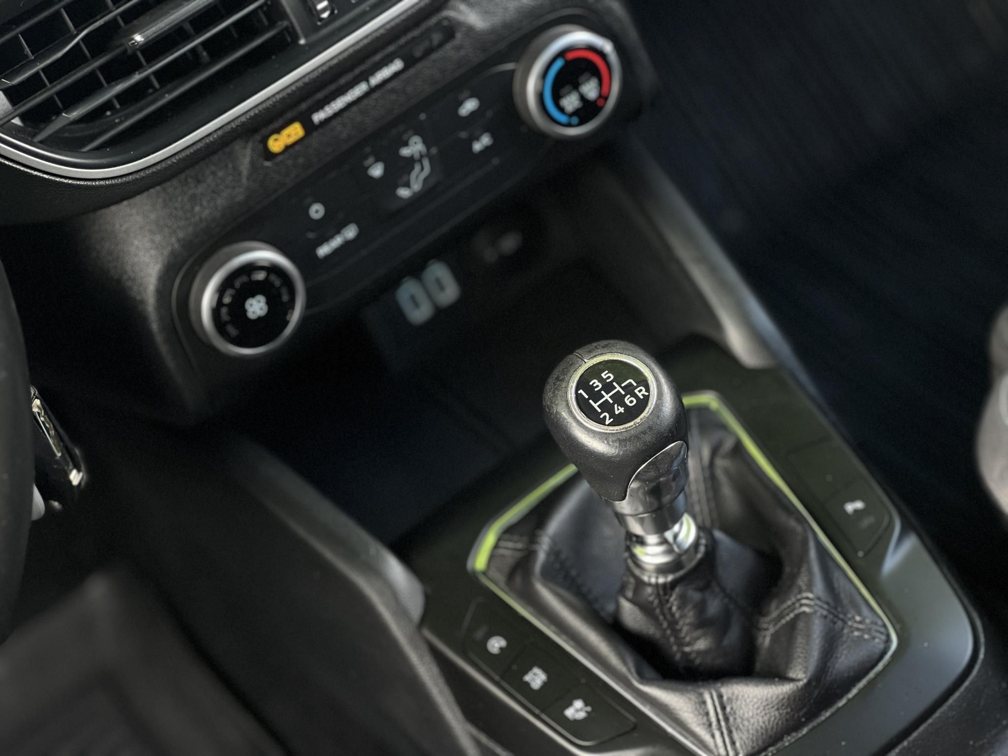 FORD FOCUS 1.0 EcoBoost Trend Magyarországi. Márkaszervizelt. Legjobb áron!