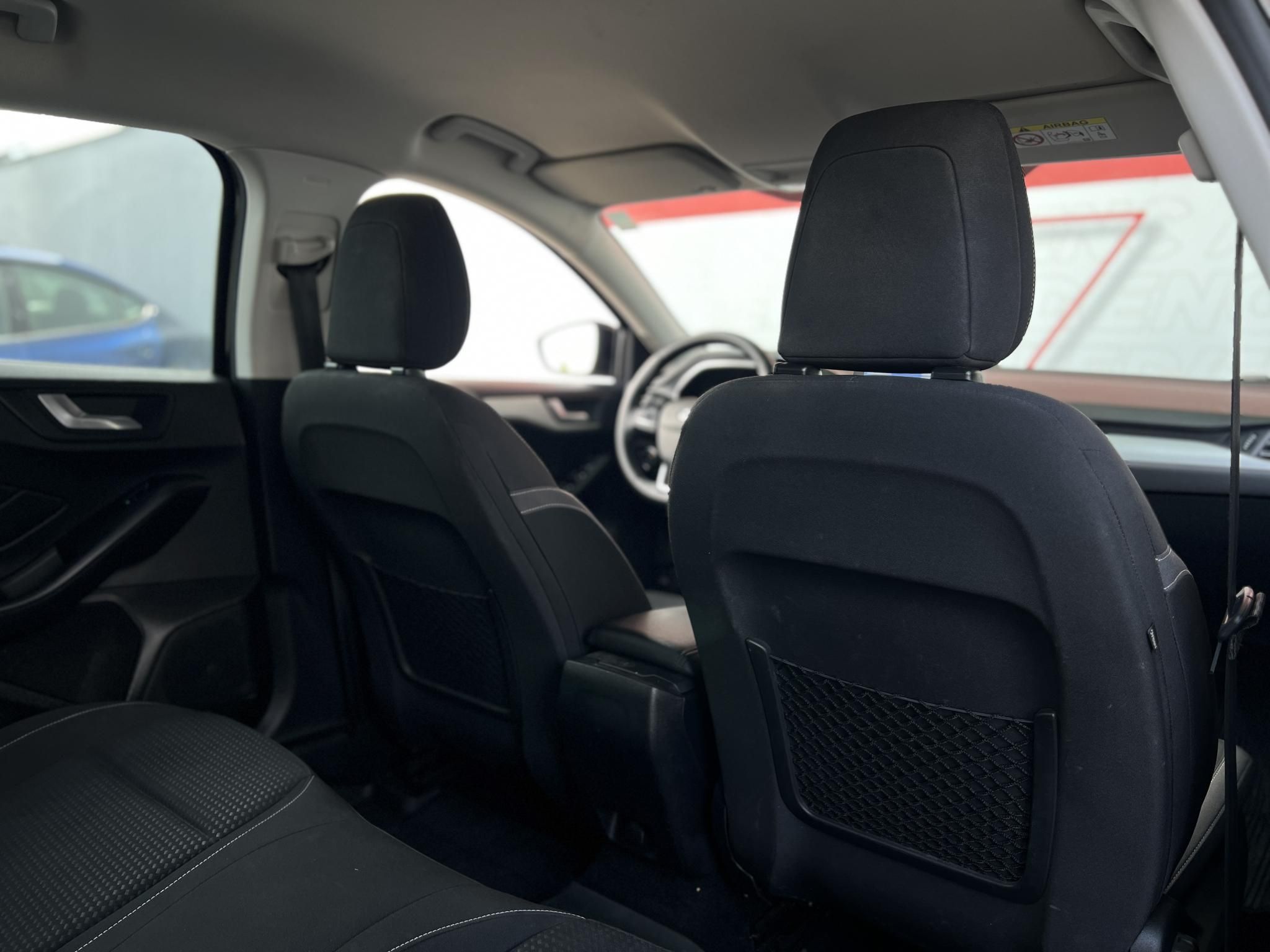 FORD FOCUS 1.0 EcoBoost Trend Magyarországi. Márkaszervizelt. Legjobb áron!