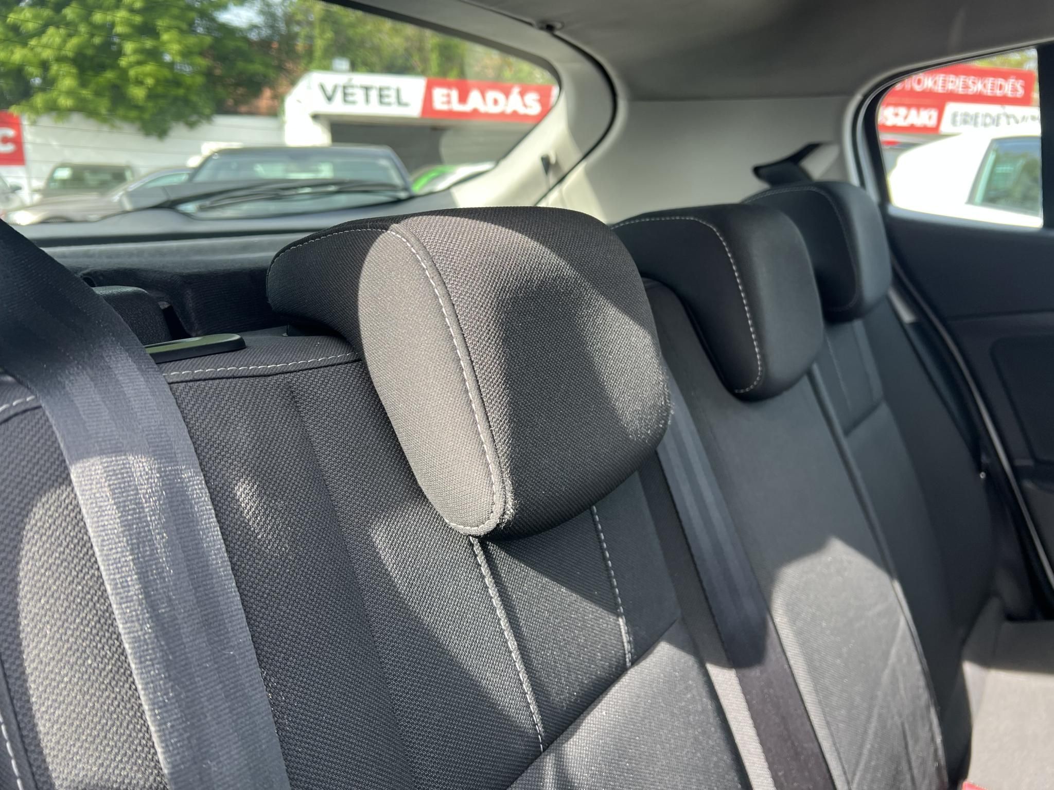 RENAULT MEGANE 1.6 Dynamique Magyarországi. teljes szerviztörténet!