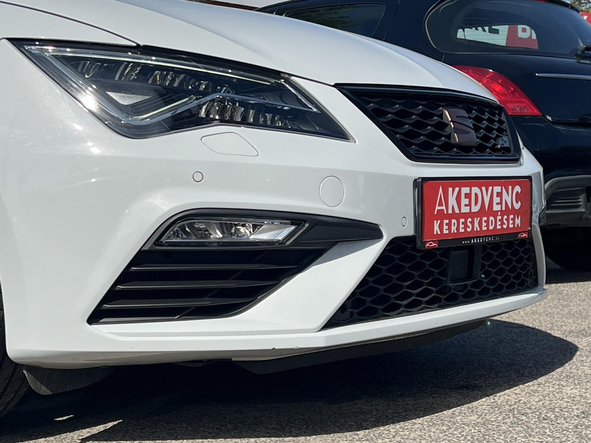 SEAT LEON ST 2.0 TSI Cupra 4Drive DSG Magyarországi. teljes szerviztörténet!