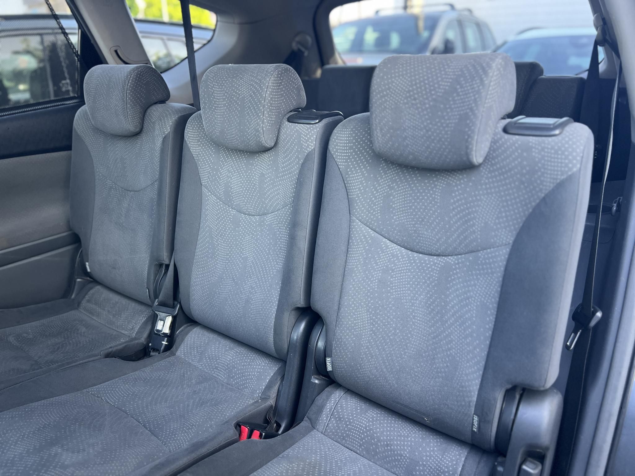 TOYOTA PRIUS+ 1.8 HSD Executive e-CVT Skyview 7 személyes 270e km. panorámatető. head-up. tempomat. vonóhorog