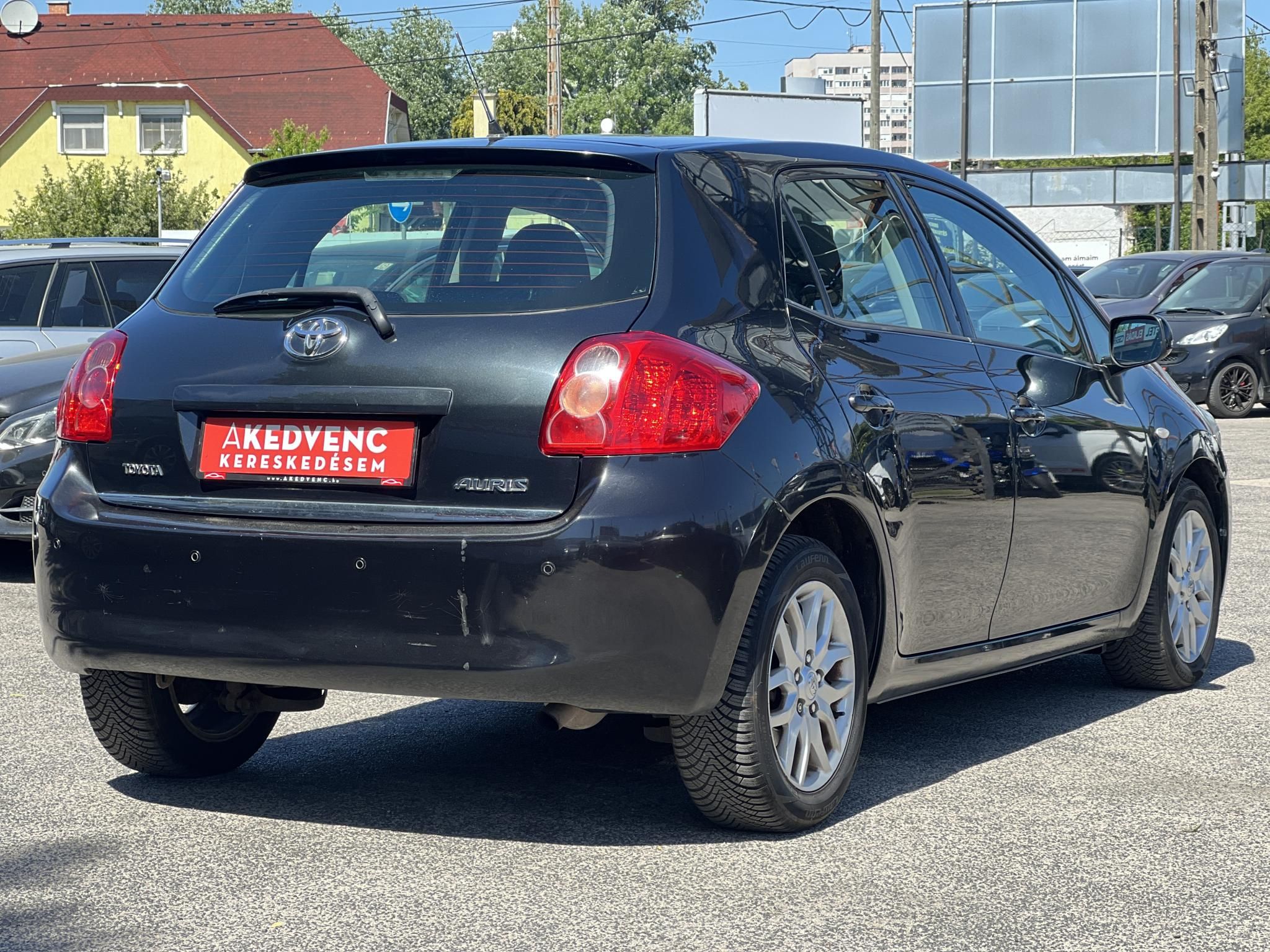 TOYOTA AURIS 1.4 Luna