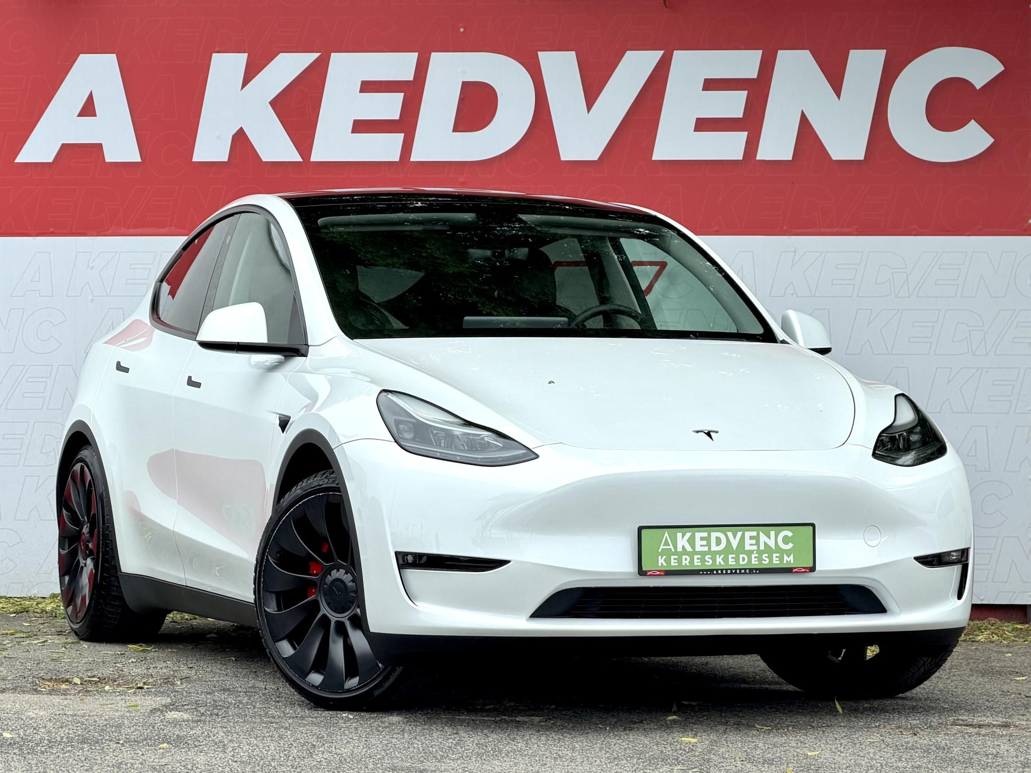 TESLA MODEL Y Performance AWD (Automata) 45e km. AMD Ryzen. mátrix LED. hőszivattyú. teljeskörű garancia!