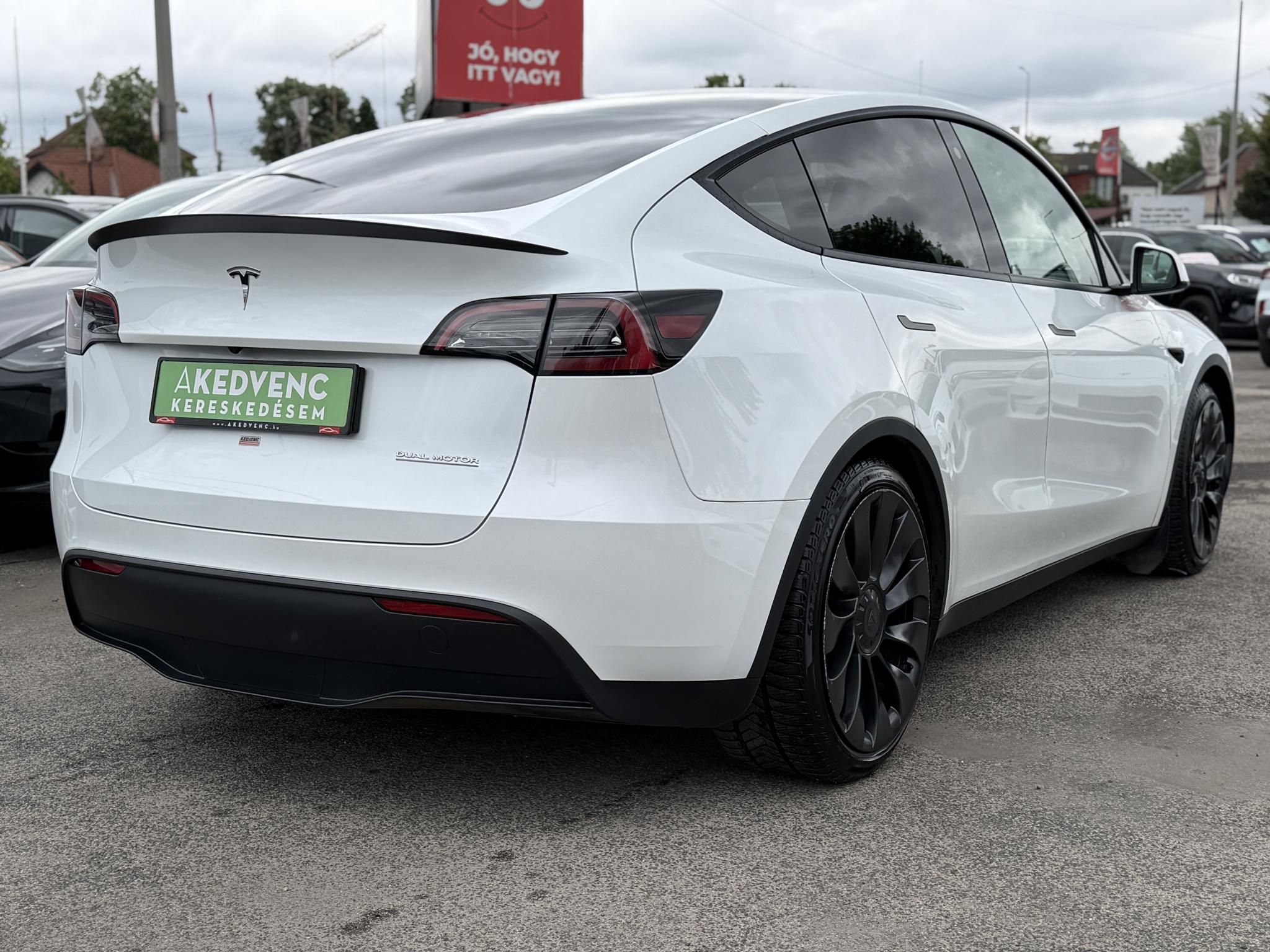 TESLA MODEL Y Performance AWD (Automata) 45e km. AMD Ryzen. mátrix LED. hőszivattyú. teljeskörű garancia!