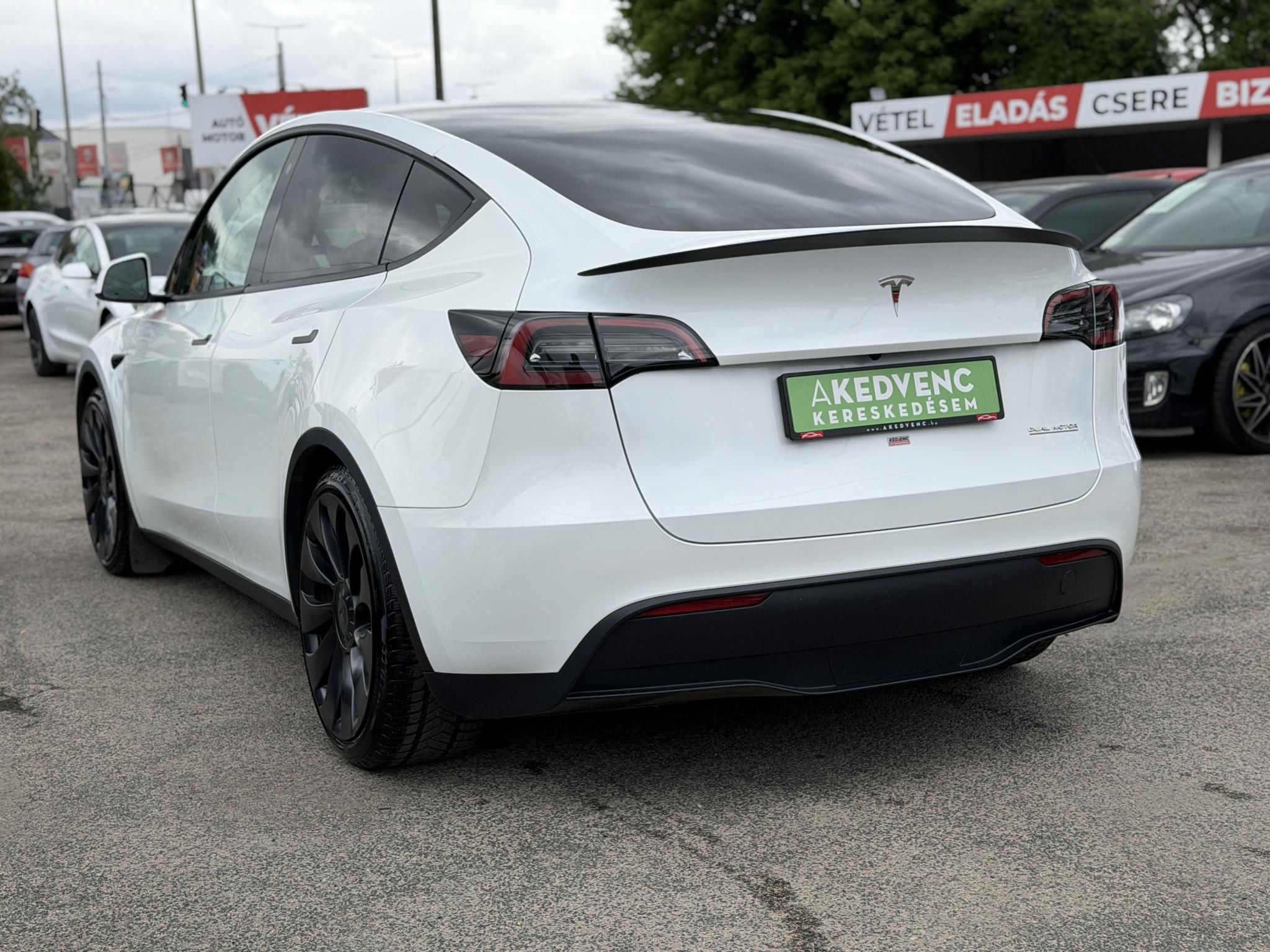 TESLA MODEL Y Performance AWD (Automata) 45e km. AMD Ryzen. mátrix LED. hőszivattyú. teljeskörű garancia!