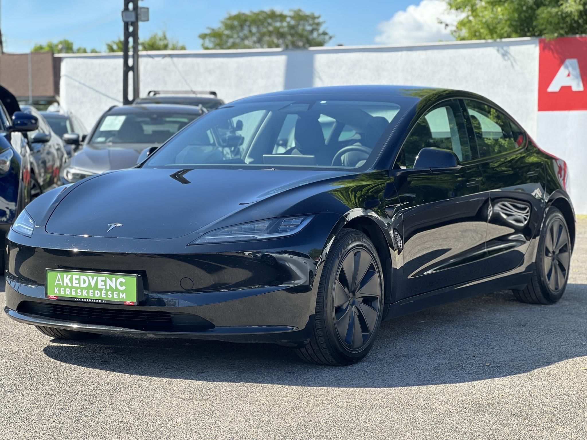 TESLA MODEL 3 Long Range AWD (Automata) HIGHLAND 130e km. AMD Ryzen. hőszivattyú. akár 600km hatótáv!