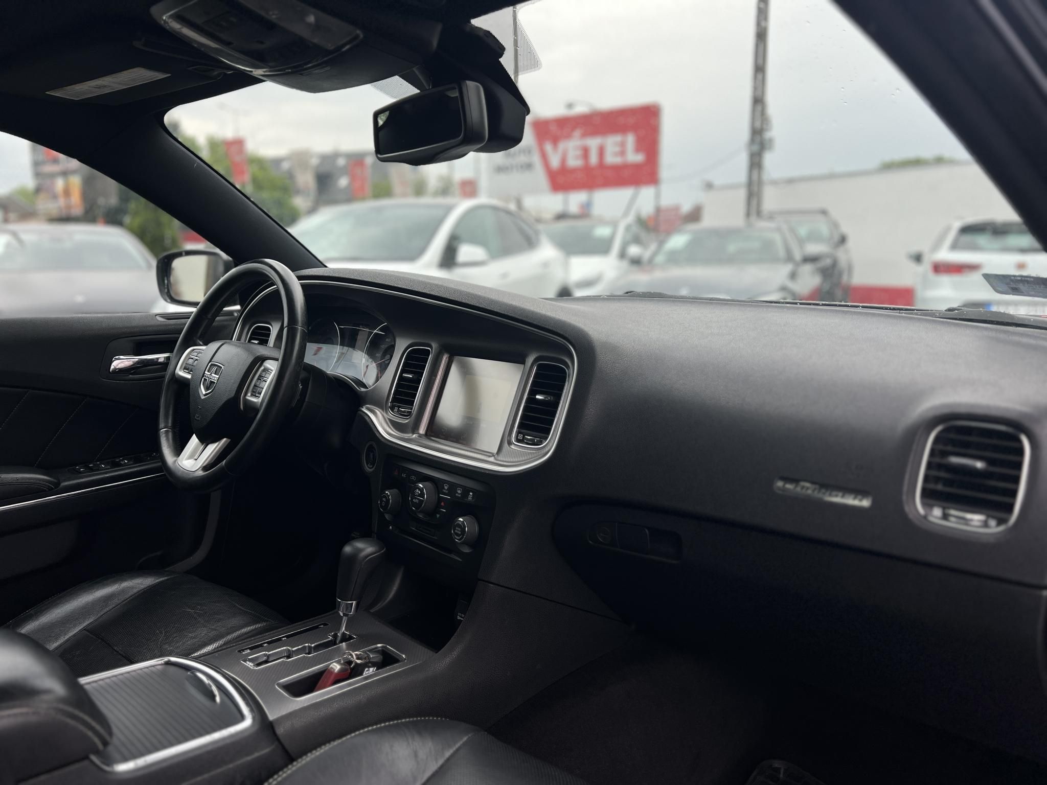 DODGE CHARGER 5.7 Hemi R/T