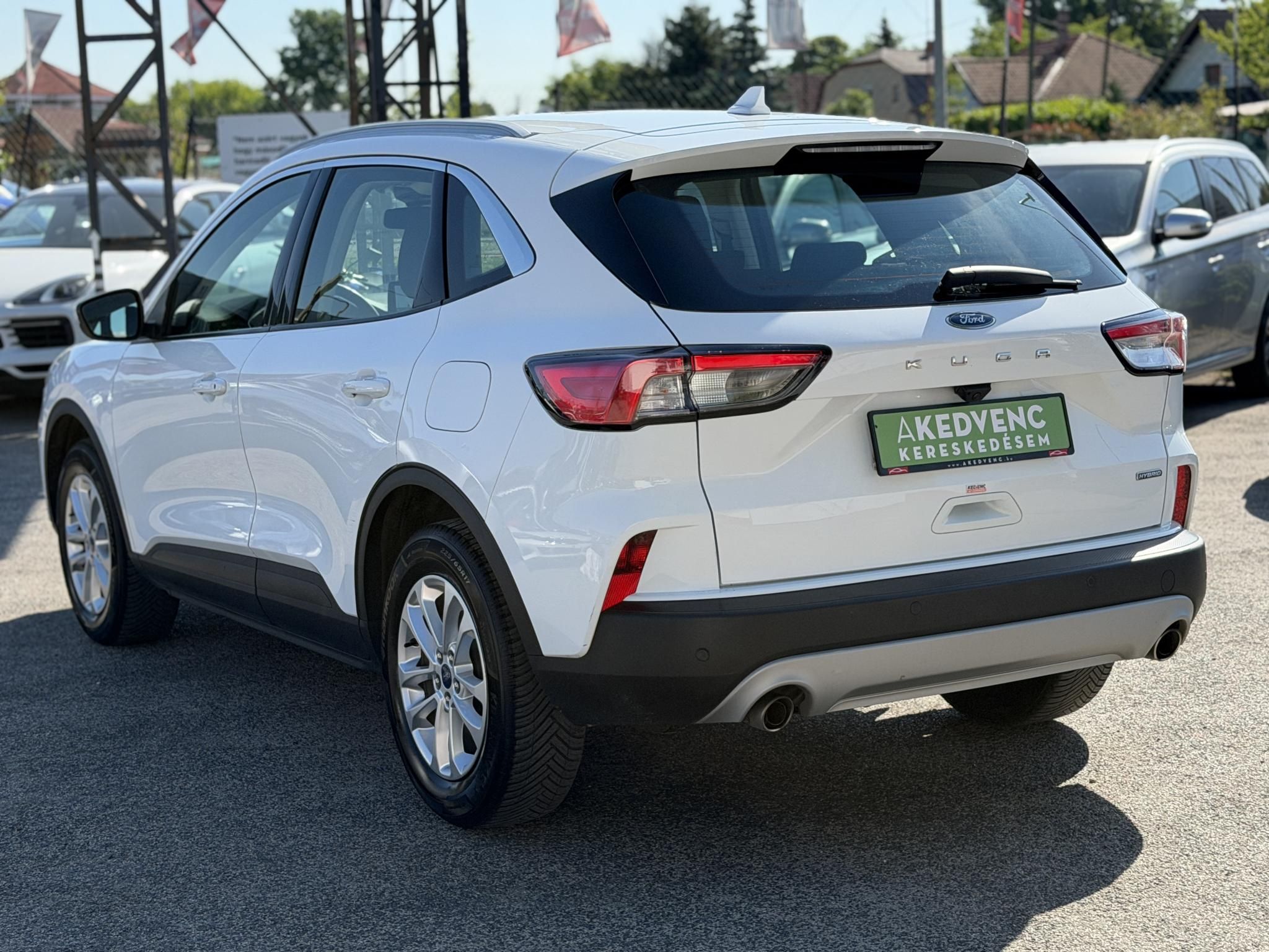 FORD KUGA 2.5 FHEV Titanium CVT 120e km. LED fényszórók. kamera. keyless. sávtartó. navi. CARPLAY!