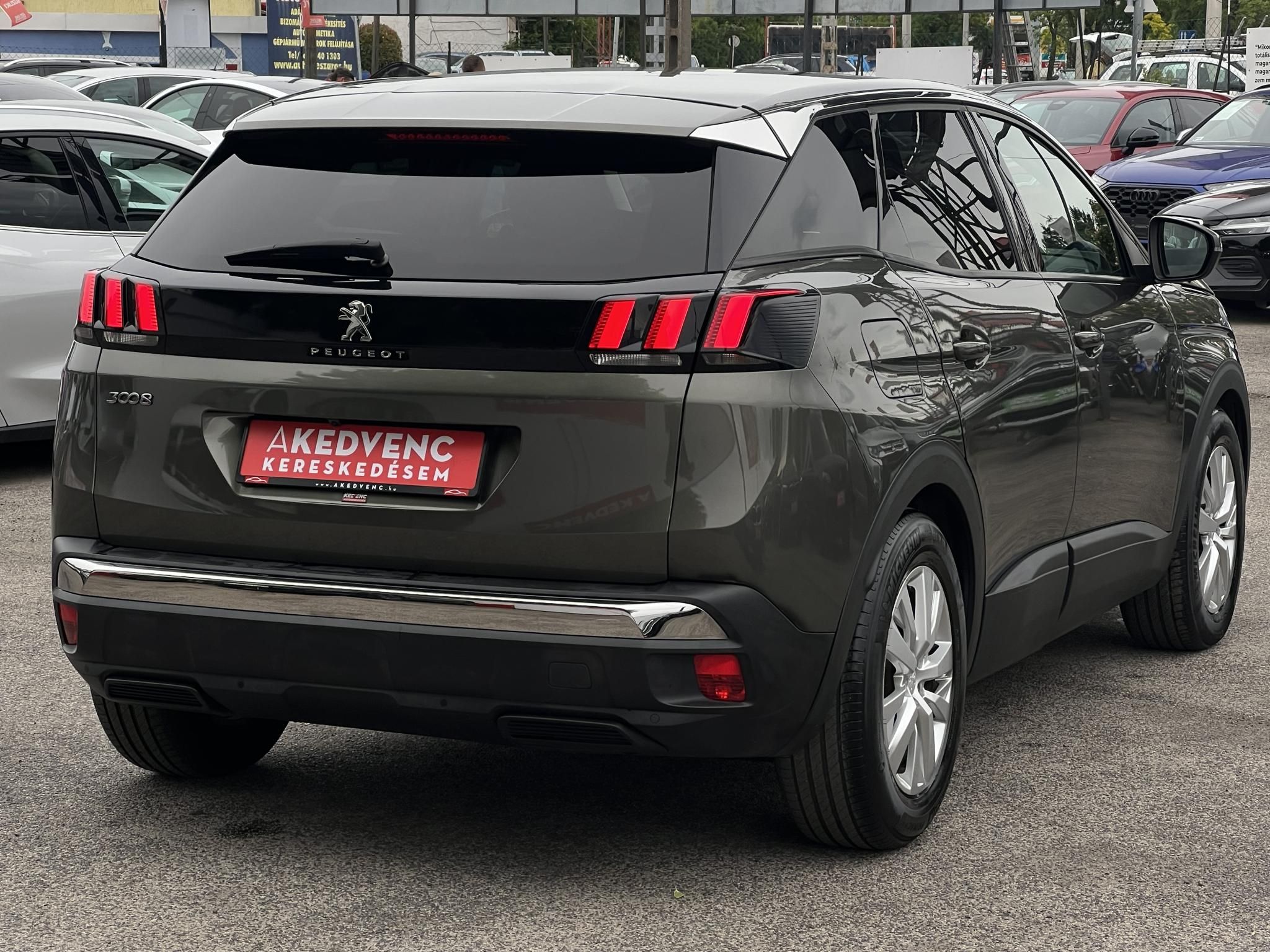 PEUGEOT 3008 1.6 BlueHDi Active EAT6 Klíma Tempomat Bluetooth Carplay 360 kamera!