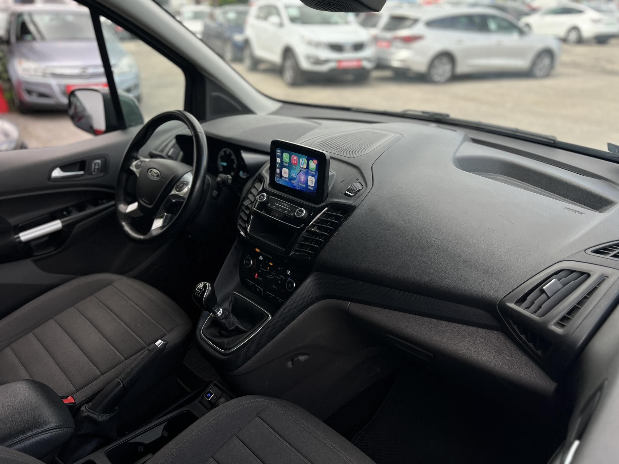FORD CONNECT Tourneo230 1.5 TDCi L2 Titanium (7 személyes )