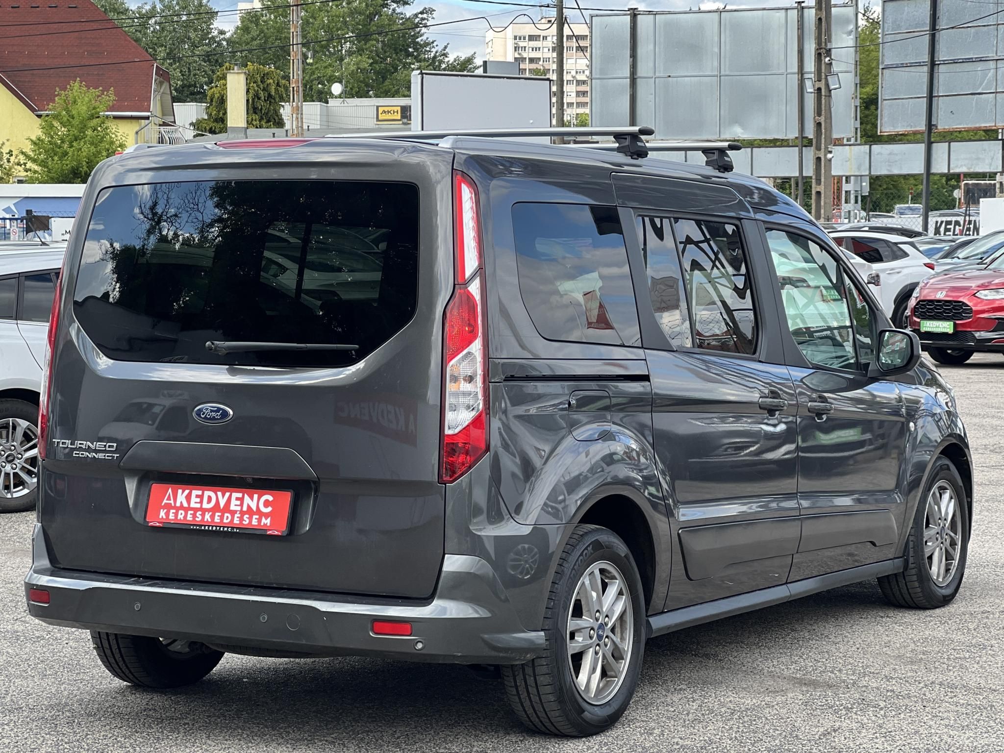 FORD CONNECT Tourneo230 1.5 TDCi L2 Titanium (7 személyes )