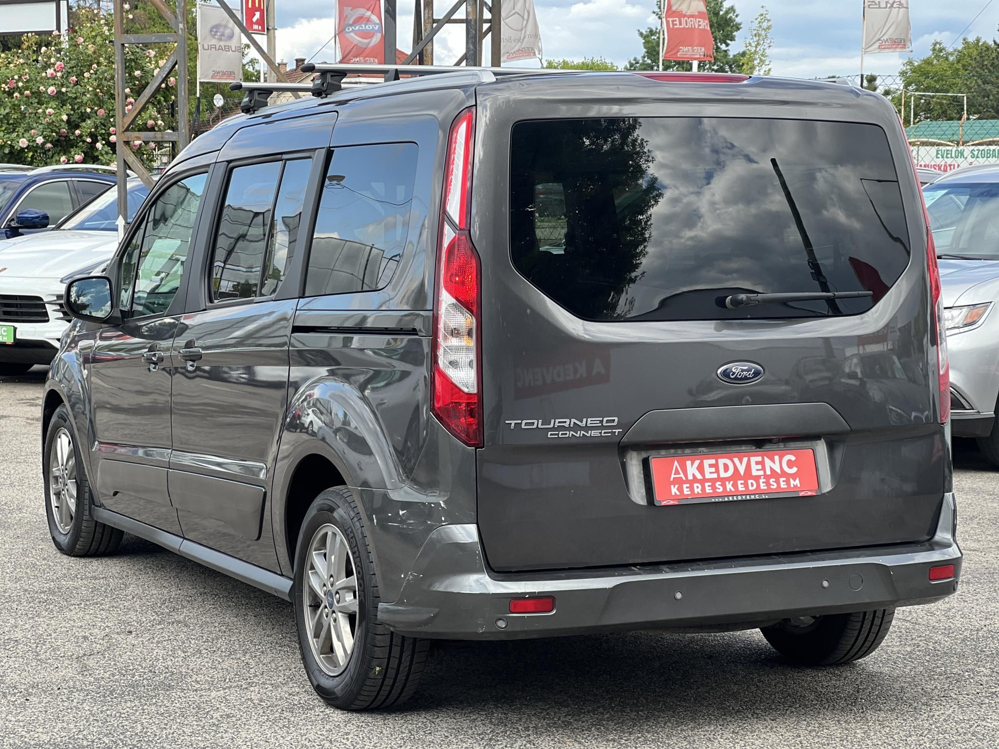 FORD CONNECT Tourneo230 1.5 TDCi L2 Titanium (7 személyes )
