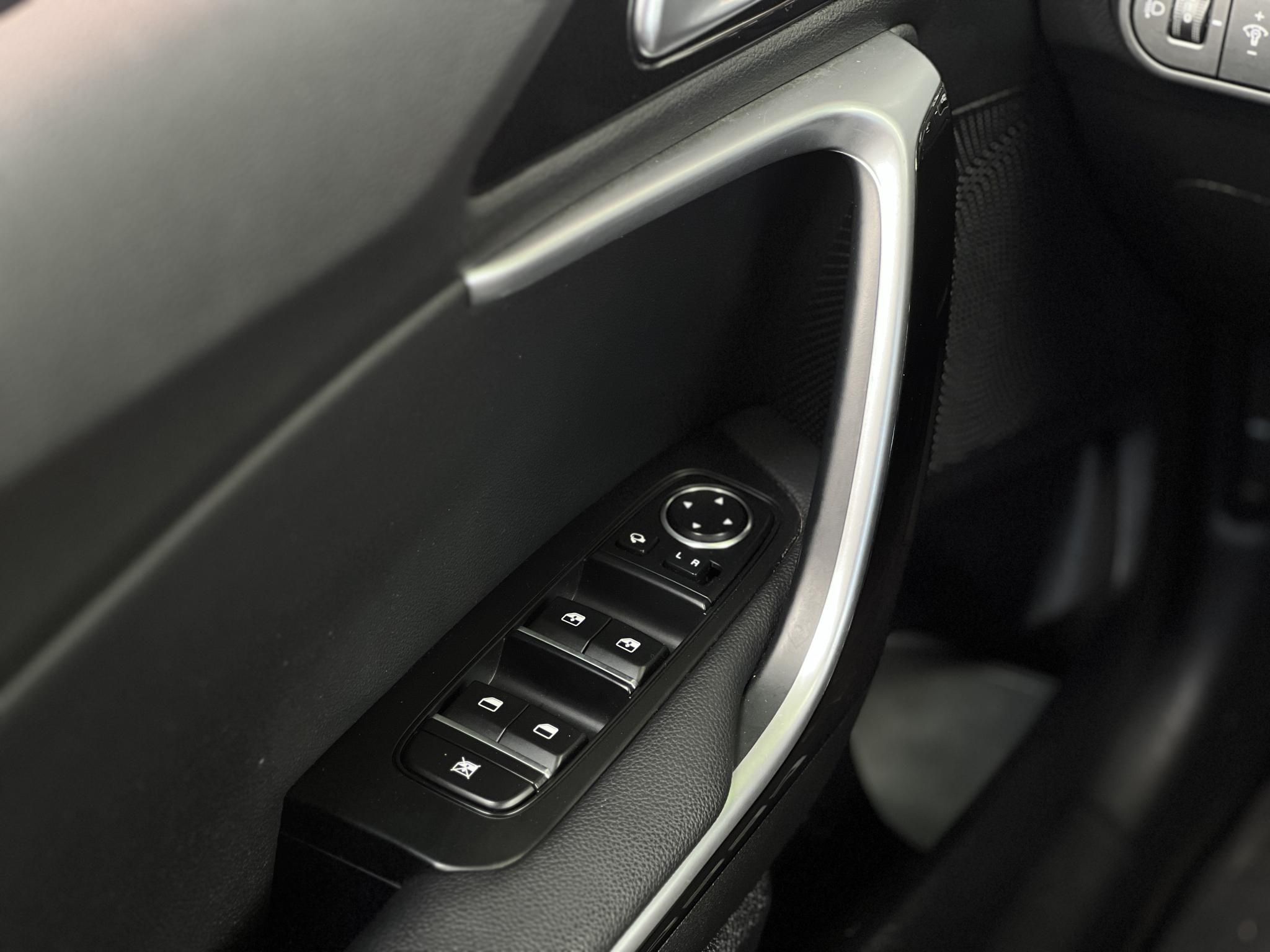 KIA CEE'D Ceed 1.6 CRDi HP Gold Carplay T.kamera Gyári garancia!
