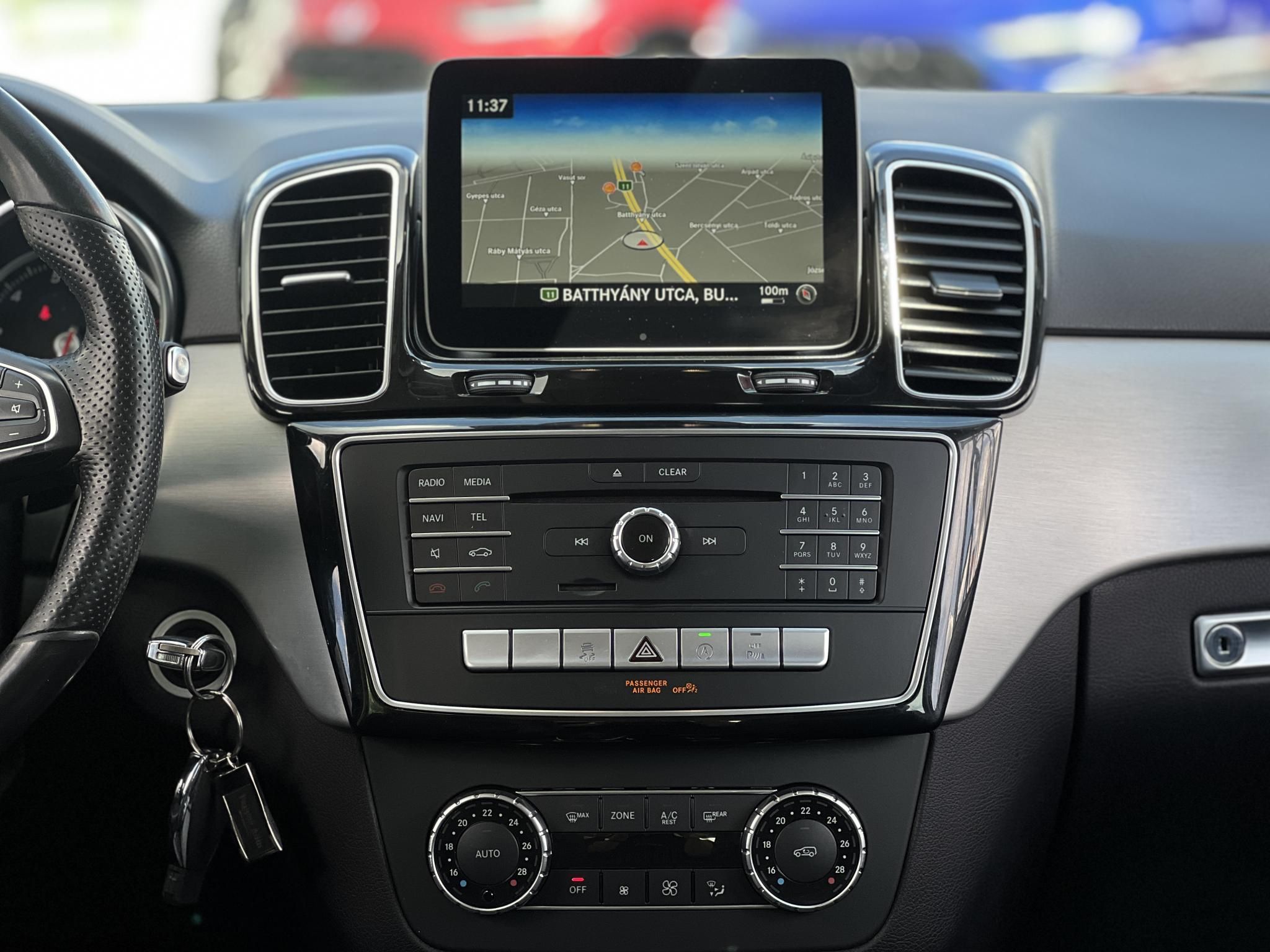 MERCEDES-BENZ GLE 400 4Matic (Automata) Pappas autó. Végig márkaszervizelt 1.tulajdonos!