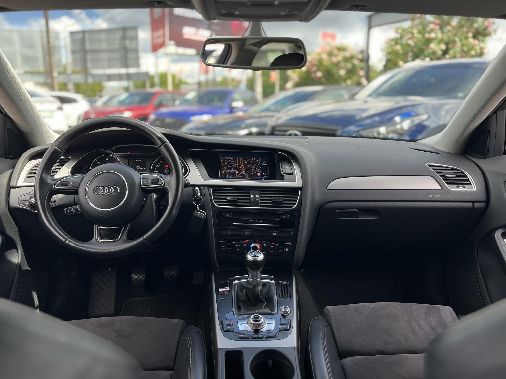 AUDI A4 Avant 2.0 TDI DPF EU5 S-line