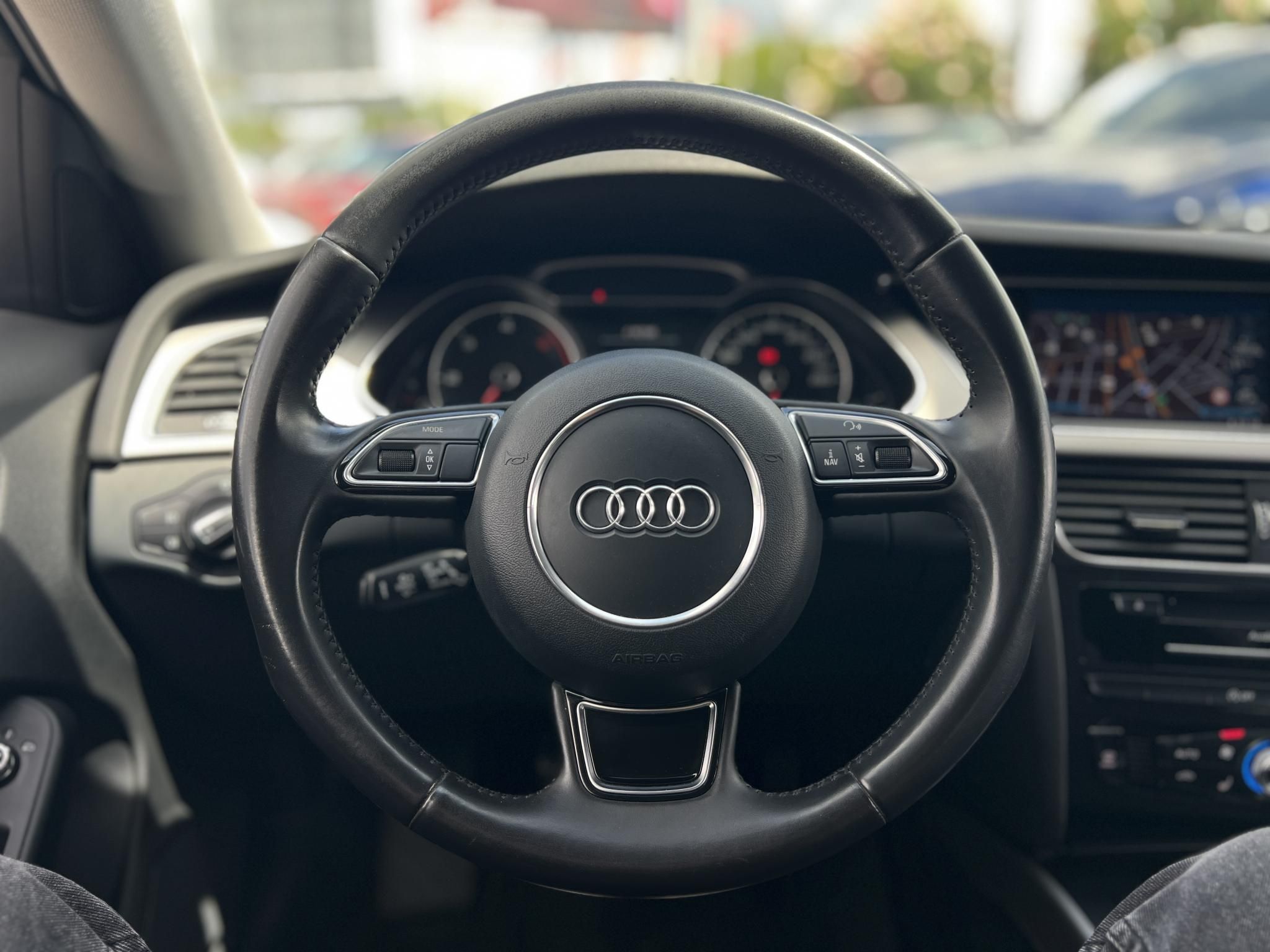 AUDI A4 Avant 2.0 TDI DPF EU5 S-line