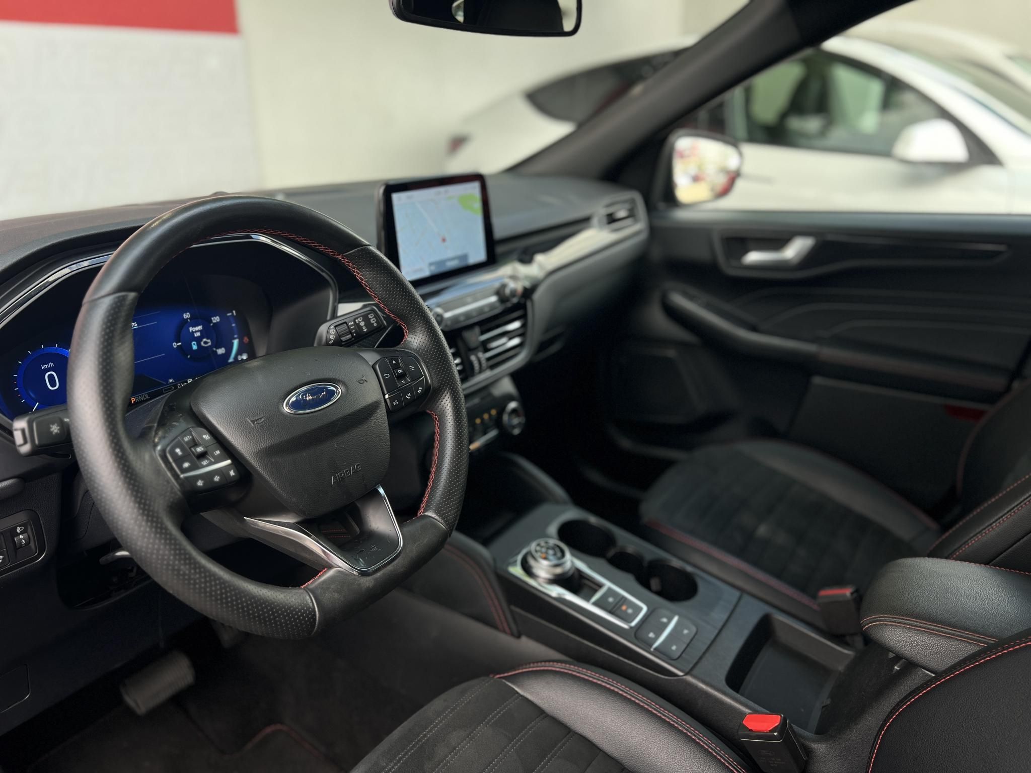 FORD KUGA 2.5 PHEV ST-Line CVT ST-line