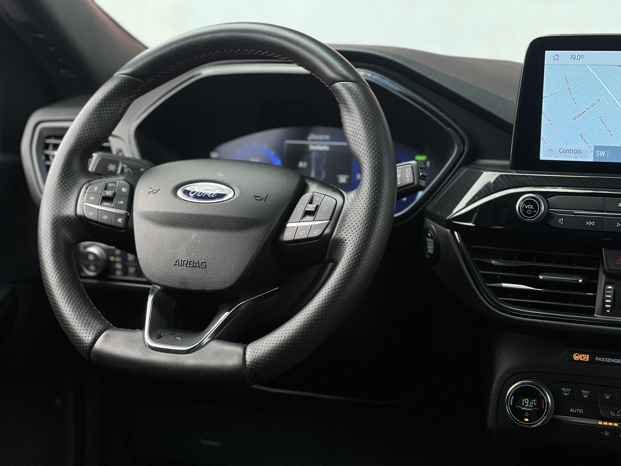 FORD KUGA 2.5 PHEV ST-Line CVT ST-line