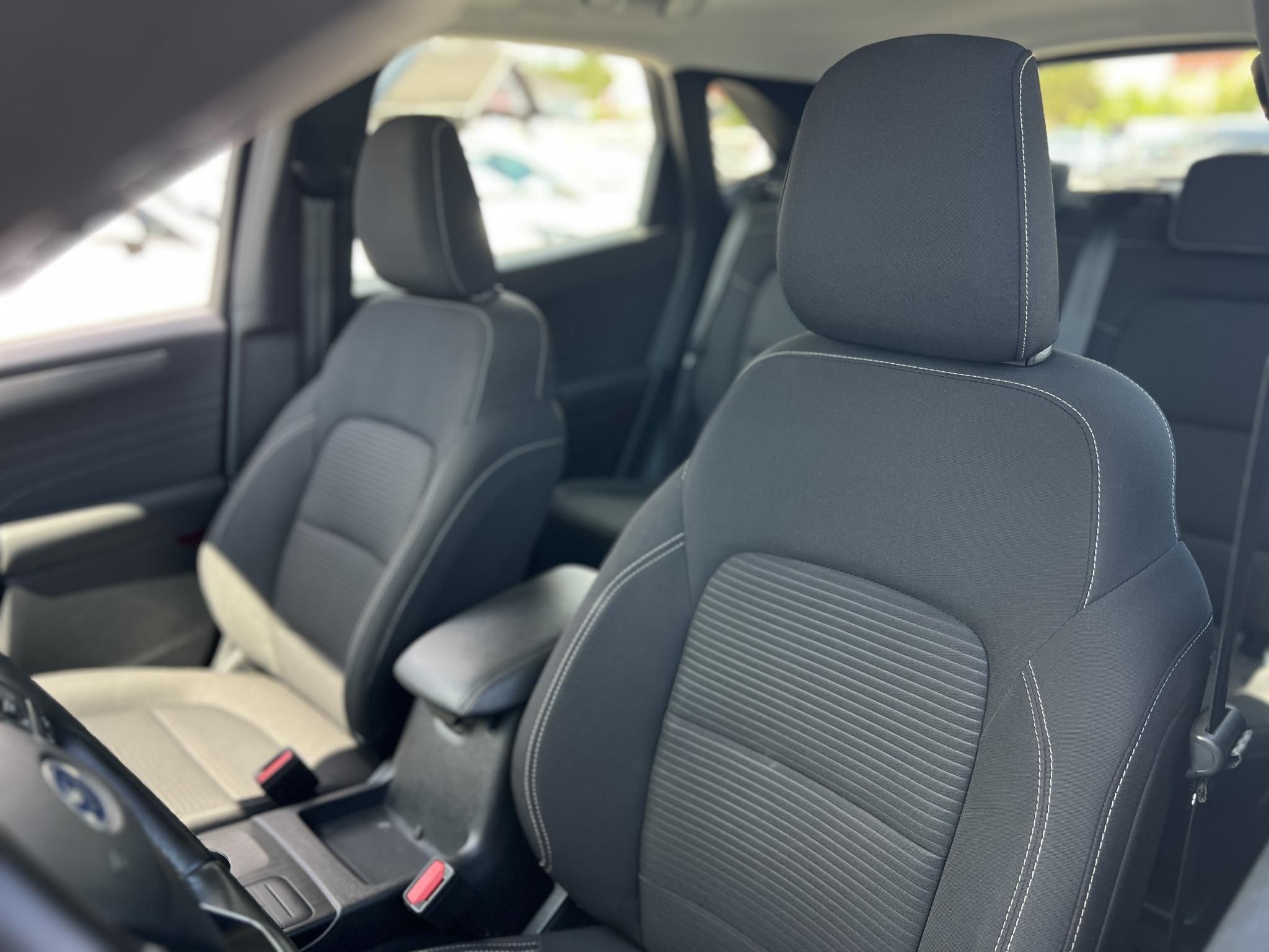 FORD KUGA 2.5 PHEV Titanium CVT