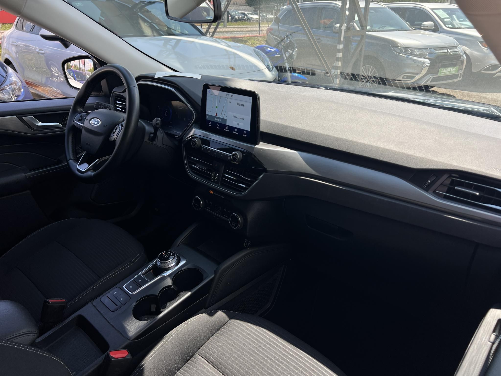FORD KUGA 2.5 PHEV Titanium CVT