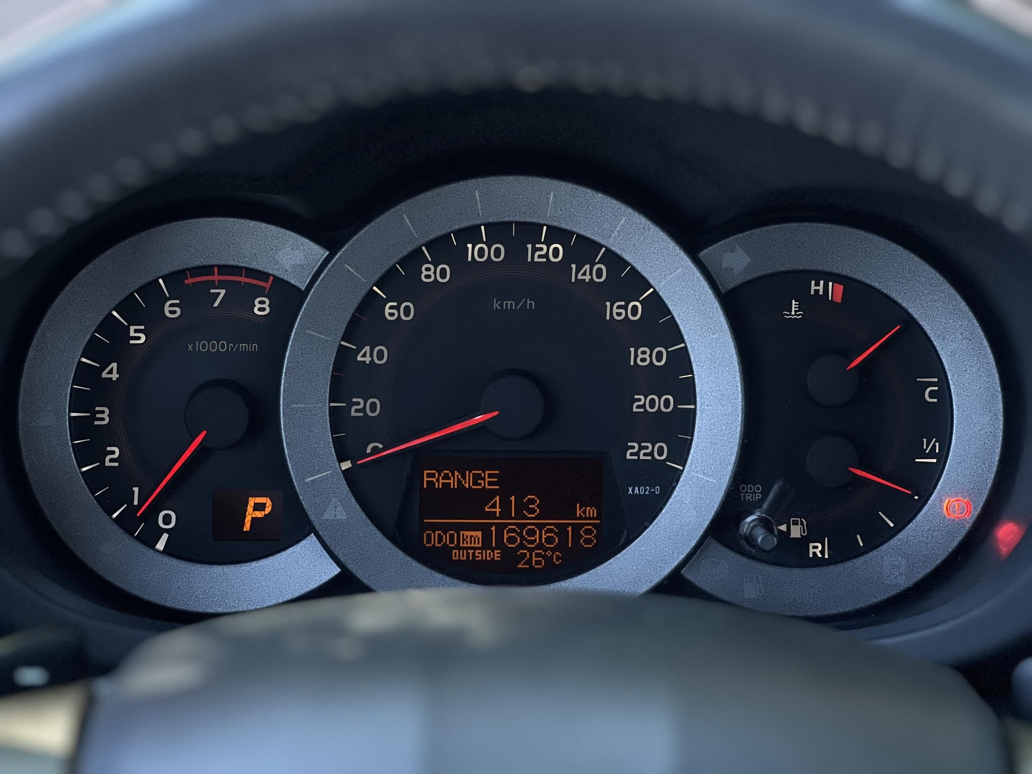 TOYOTA RAV 4 Rav4 2.0 4x4 Executive CVT Alcantara belső. kormányváltó. parkolóradar