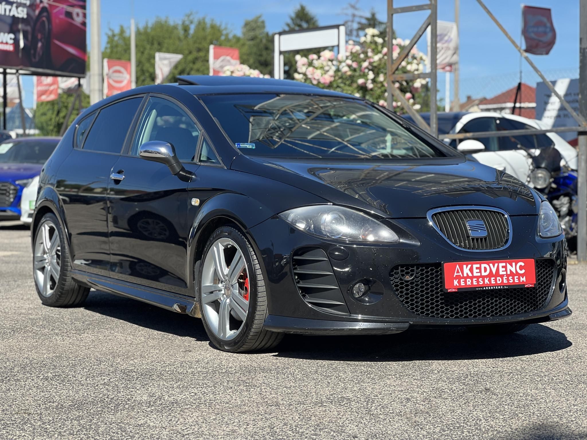 SEAT LEON 2.0 PD TDI FR DPF 170LE. Monster design. Napfénytető. Friss műszaki vizsga!