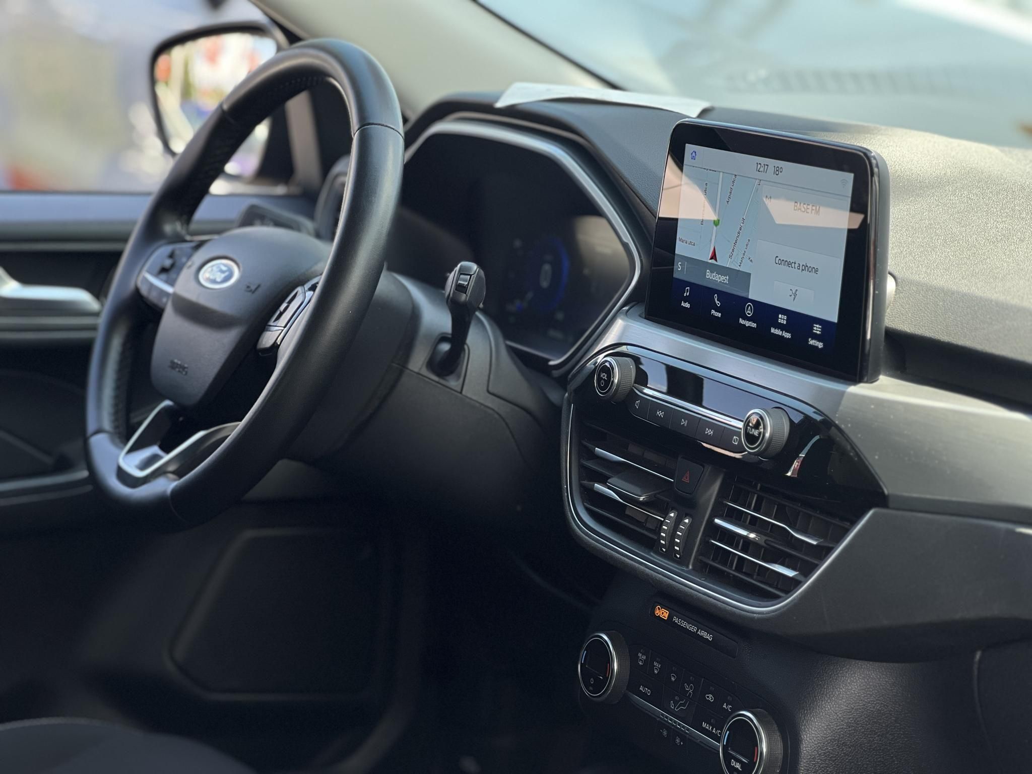 FORD KUGA 2.5 FHEV Freedom CVT